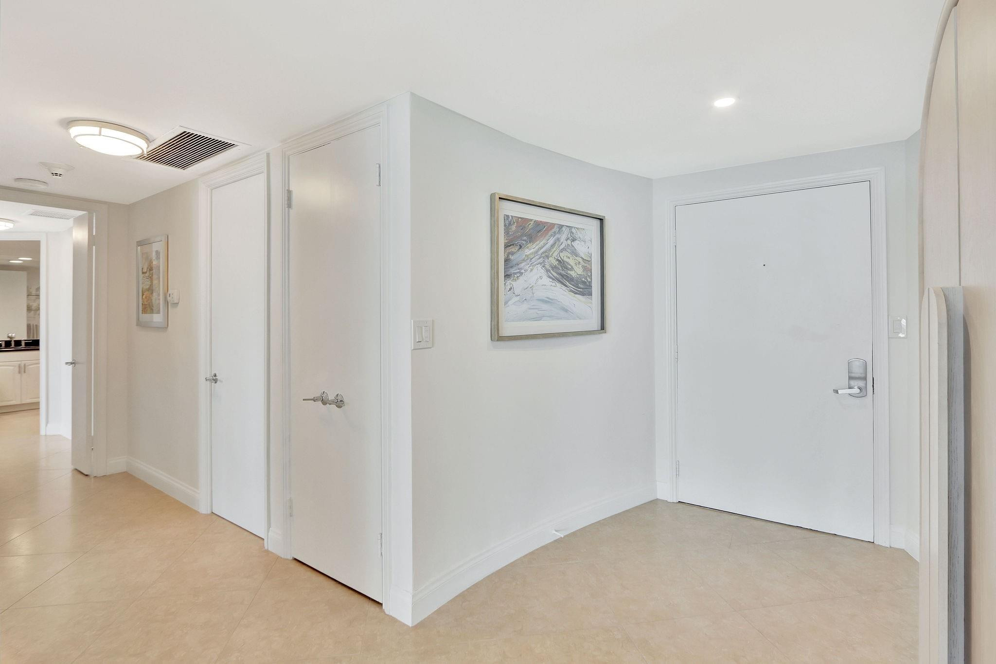 POINT OF AMERICAS - Residential