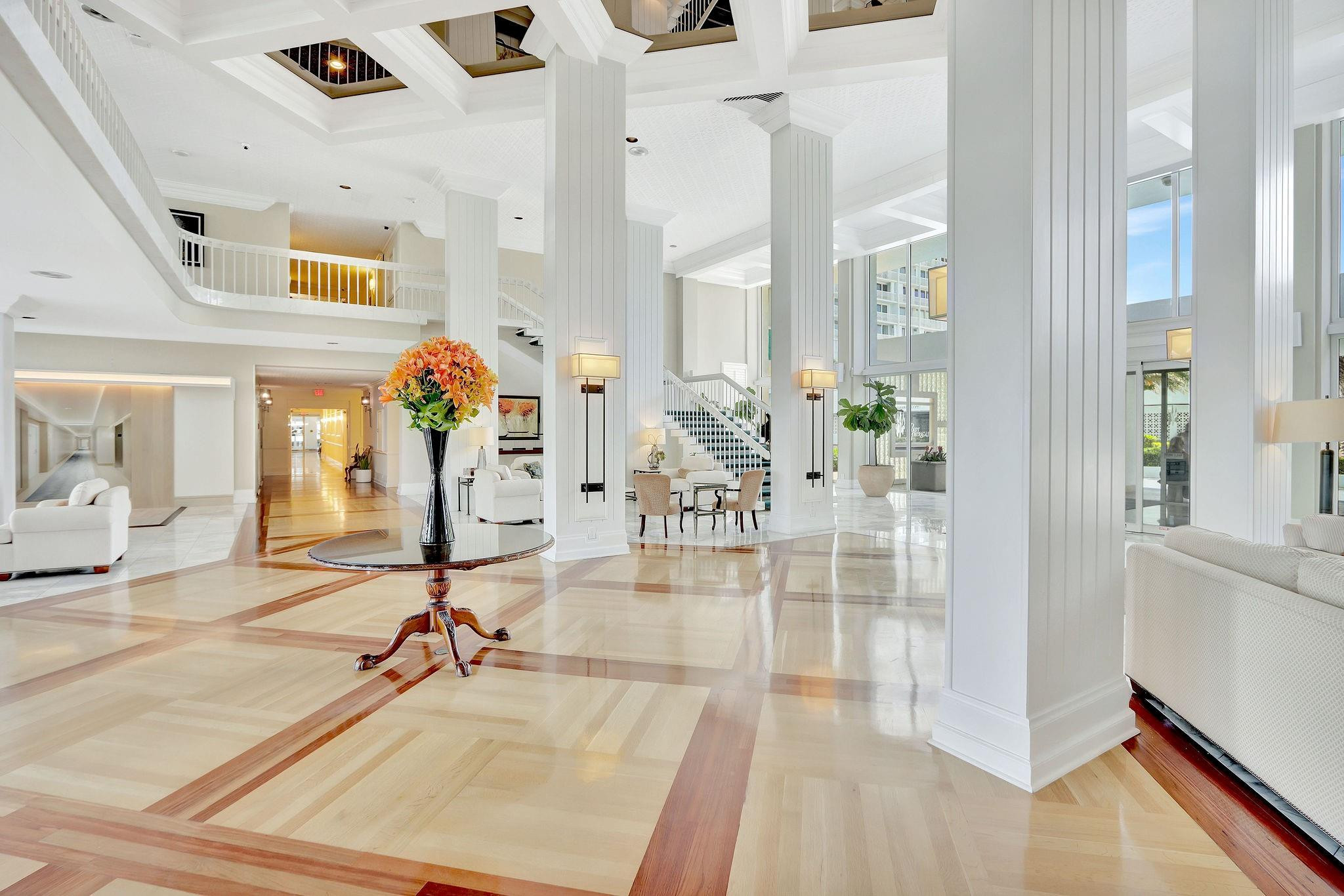 POINT OF AMERICAS - Residential