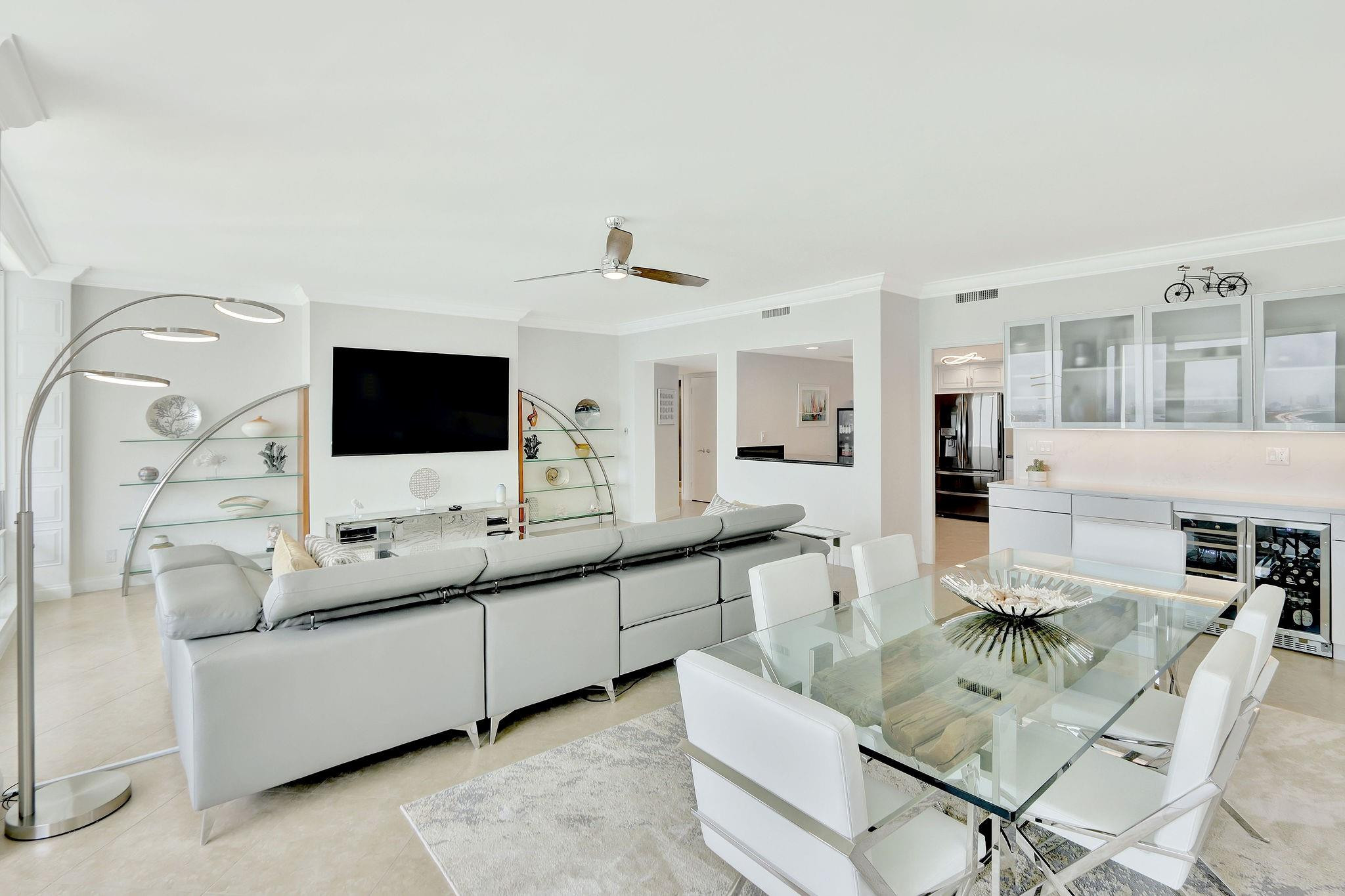 2100 S Ocean Lane 2508