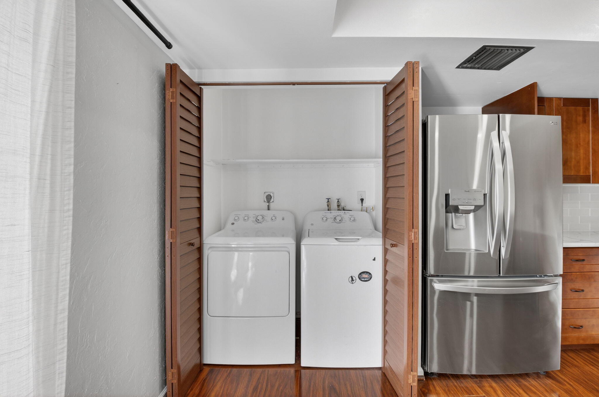 GOLFVIEW HARBOUR TOWNHOUSES - Residential