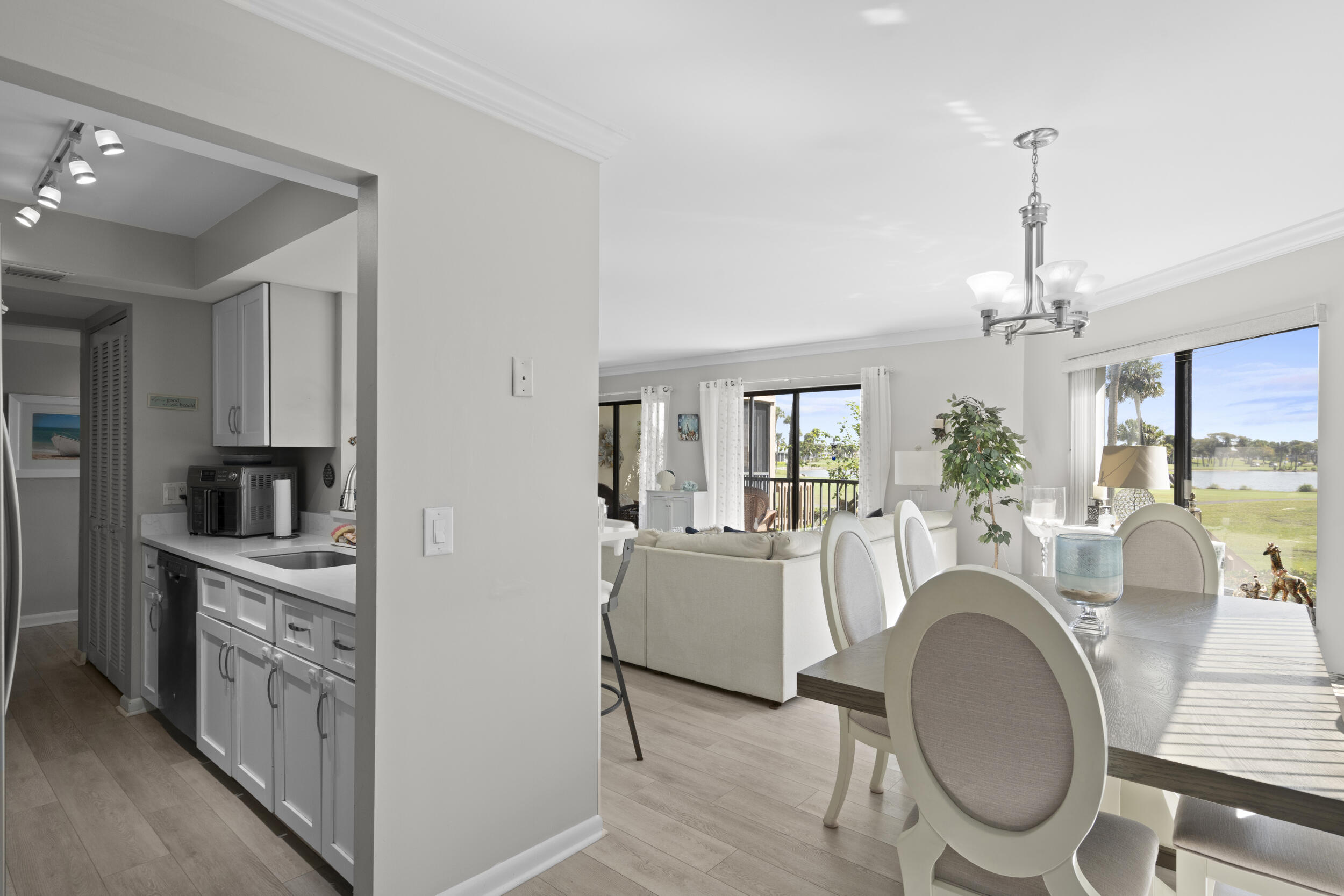 RIVERWOOD CONDO - Residential