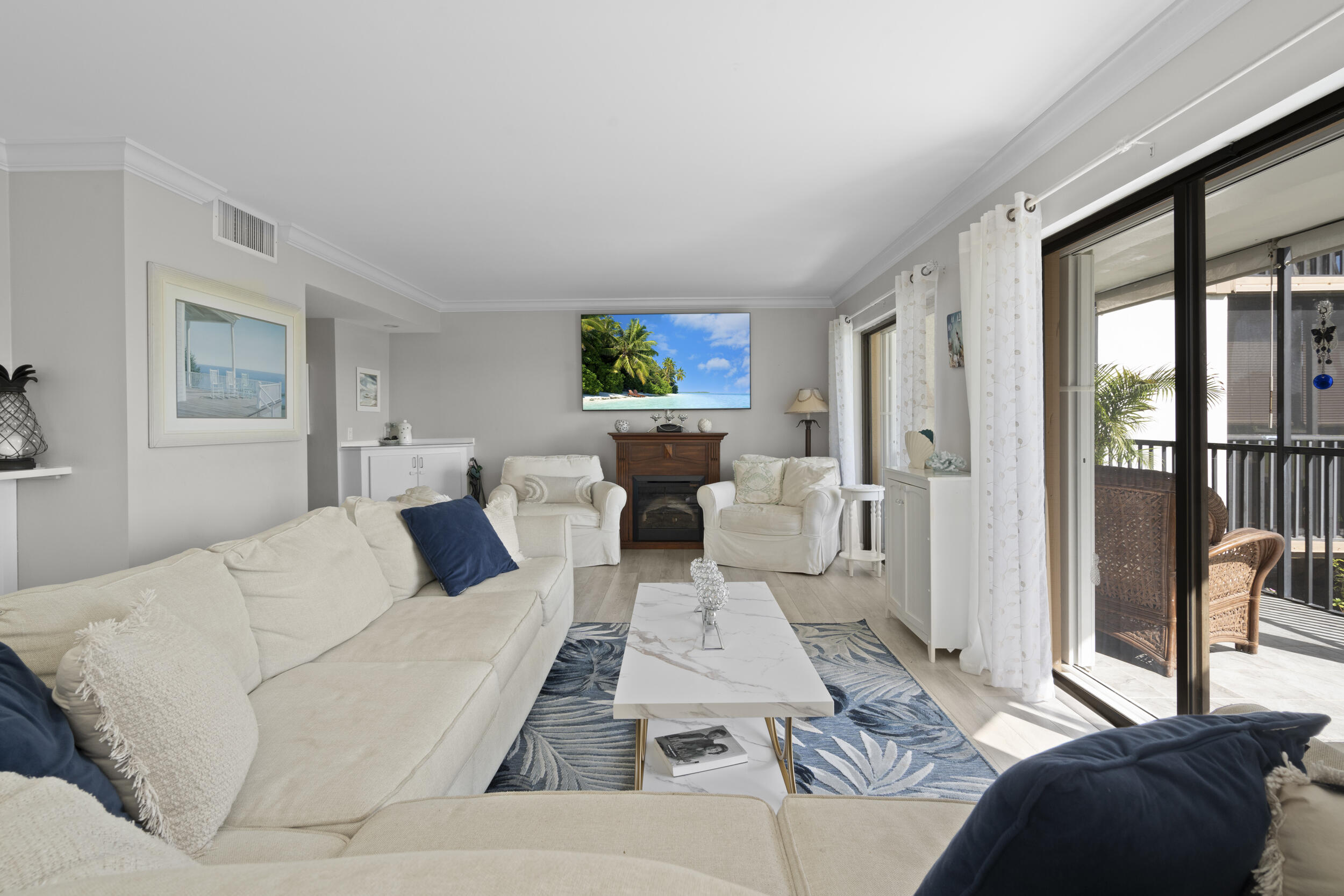 RIVERWOOD CONDO - Residential