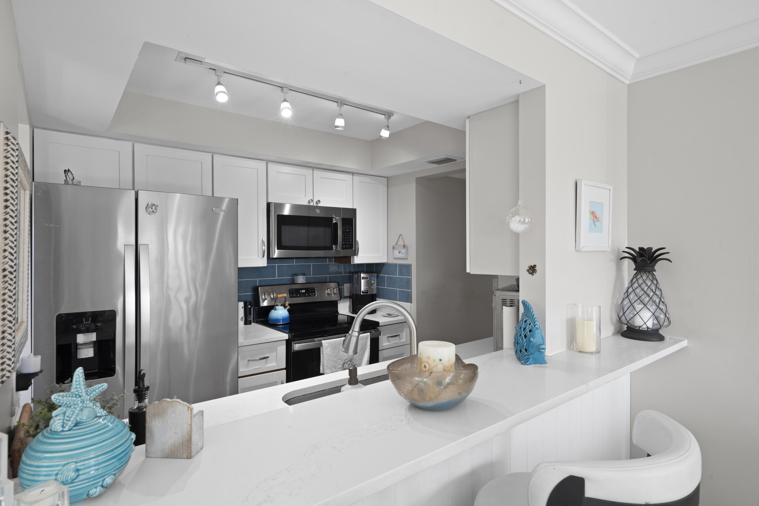 RIVERWOOD CONDO - Residential