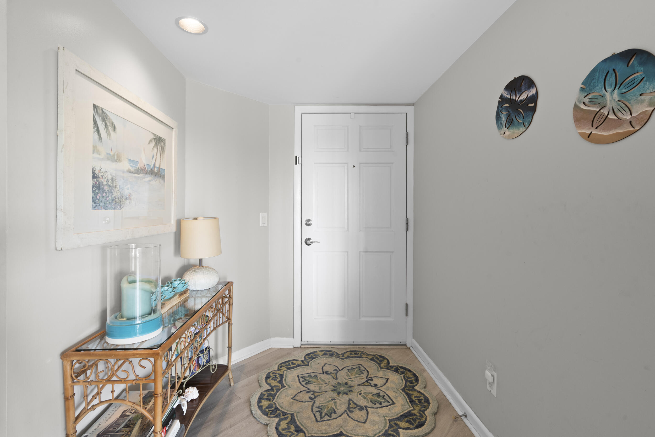 RIVERWOOD CONDO - Residential