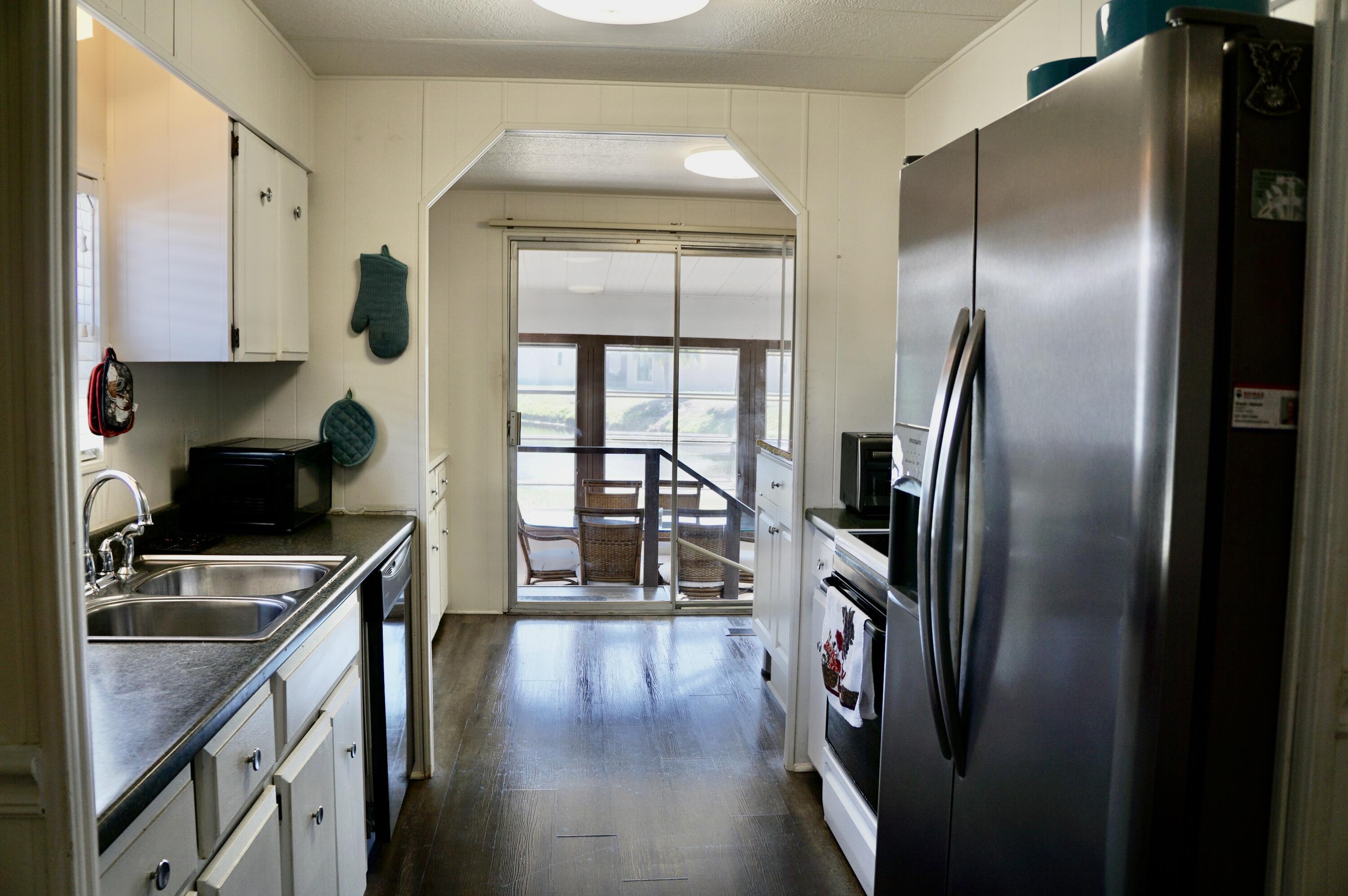 Spanish Lakes - Residential