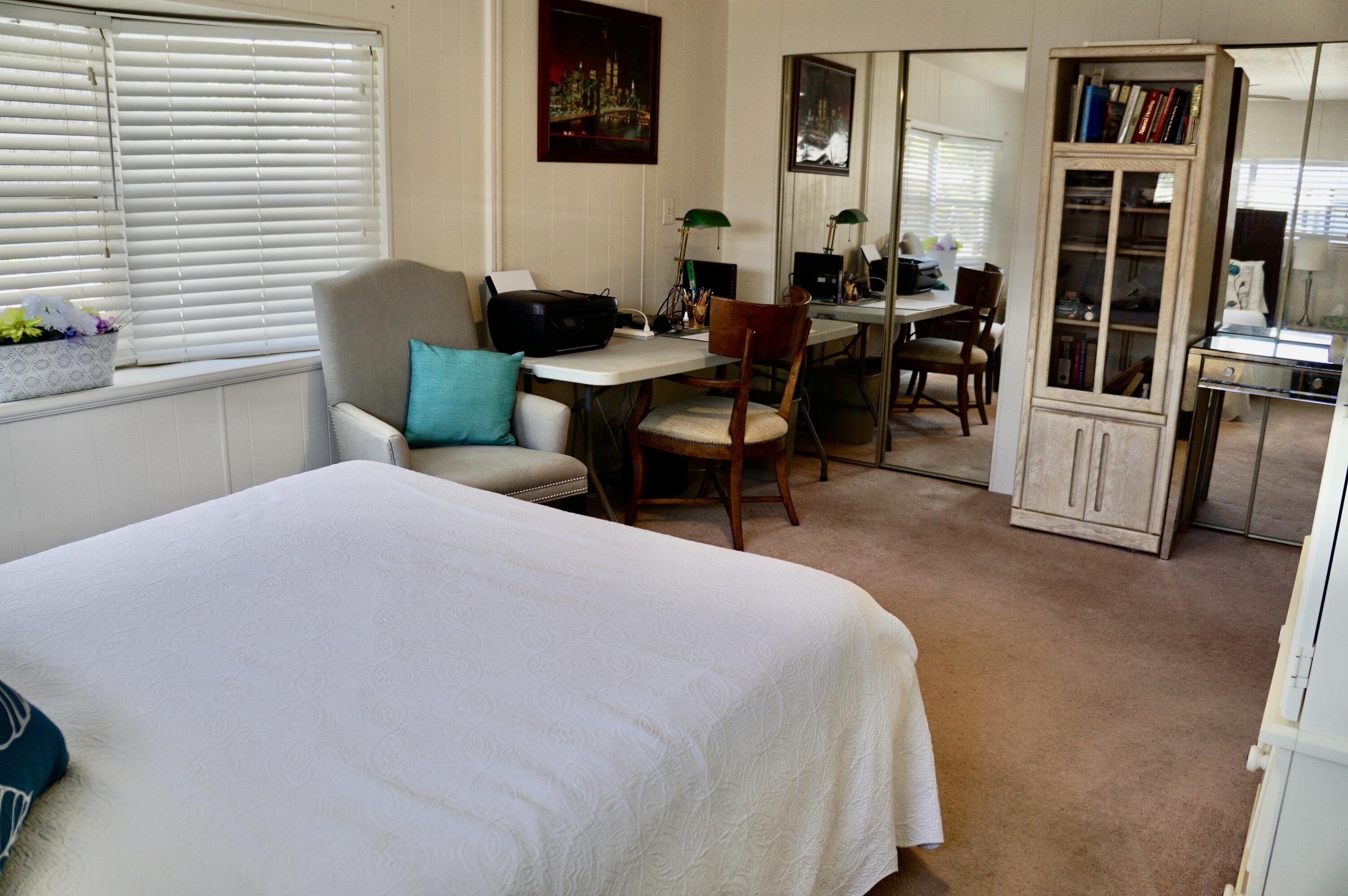 Spanish Lakes - Residential