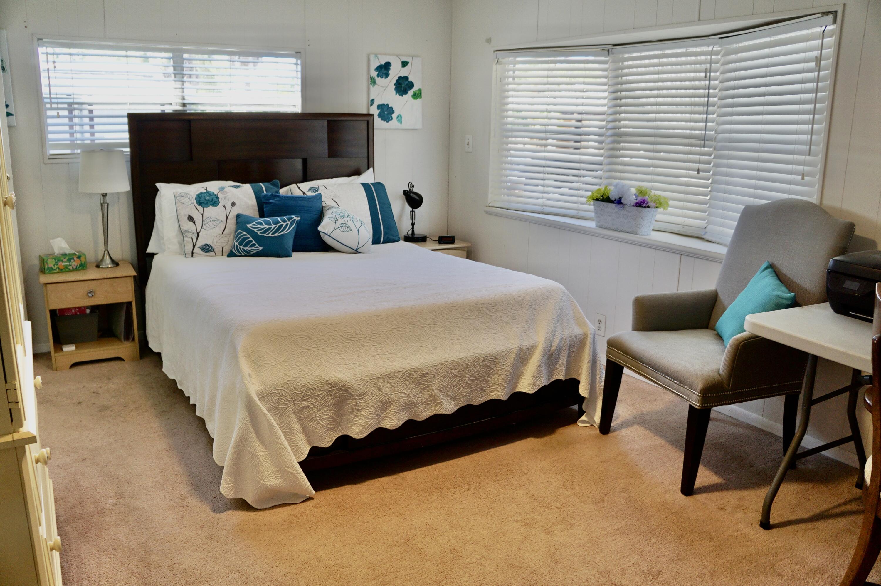 Spanish Lakes - Residential