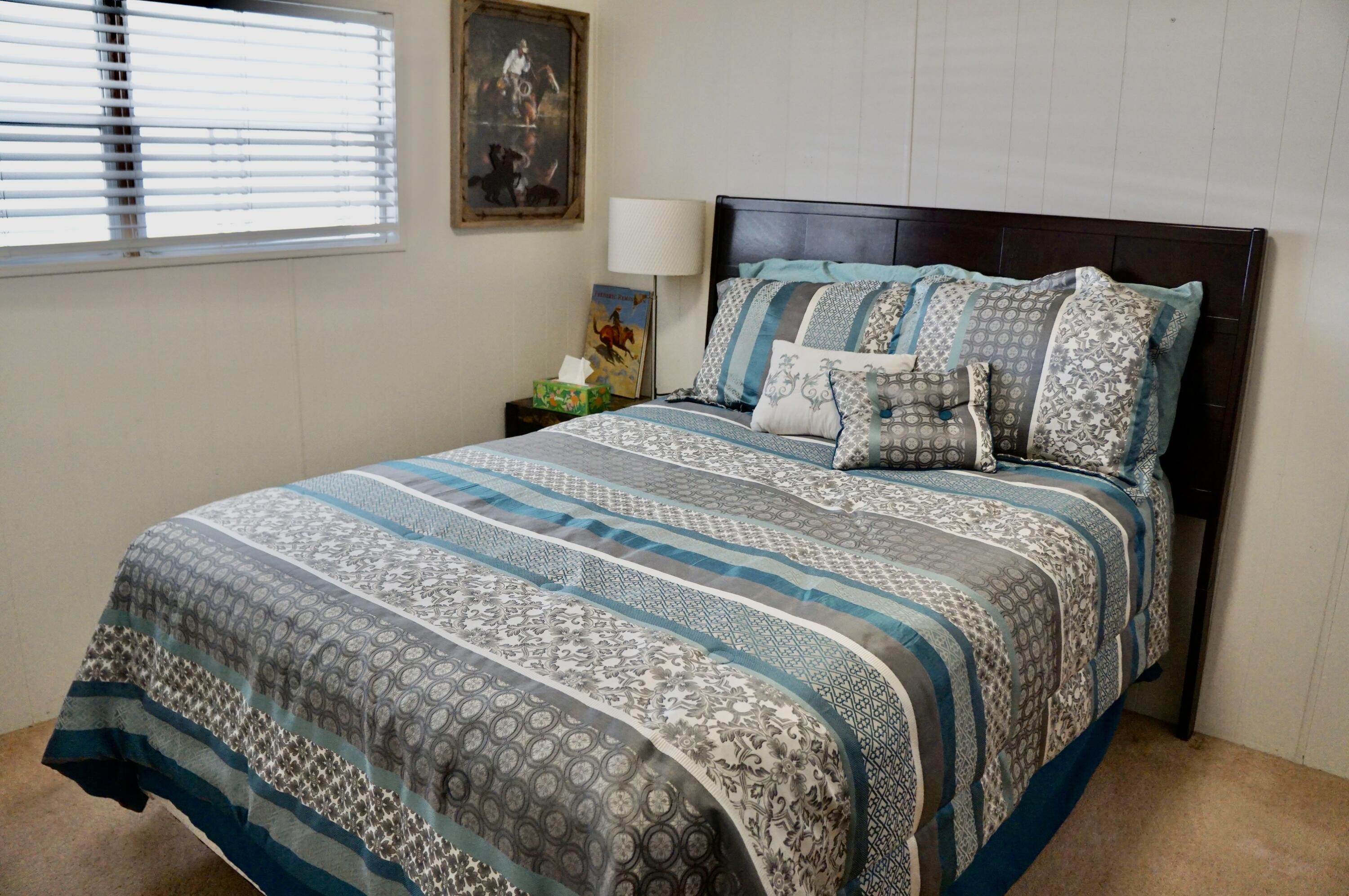 Spanish Lakes - Residential