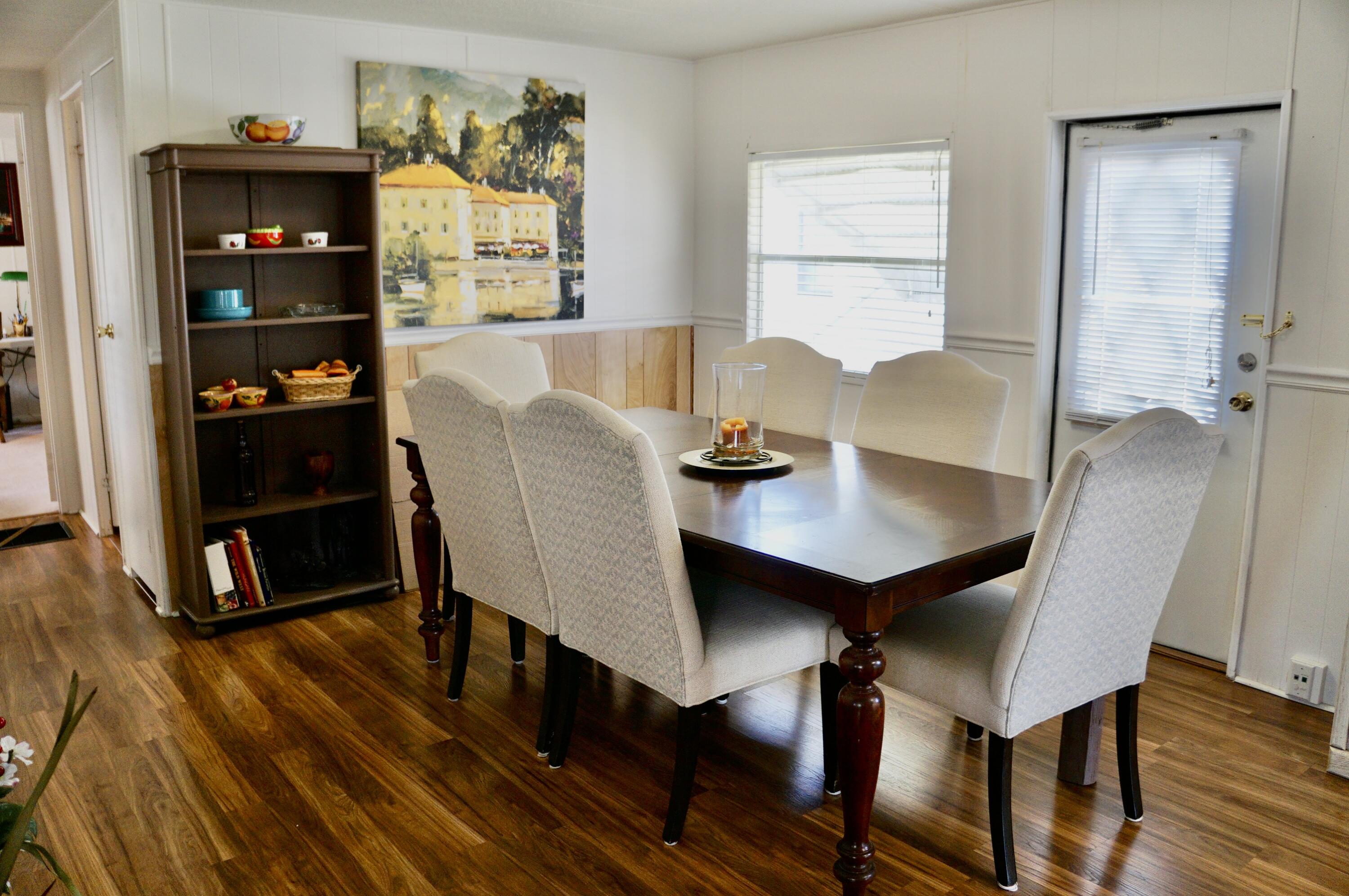 Spanish Lakes - Residential