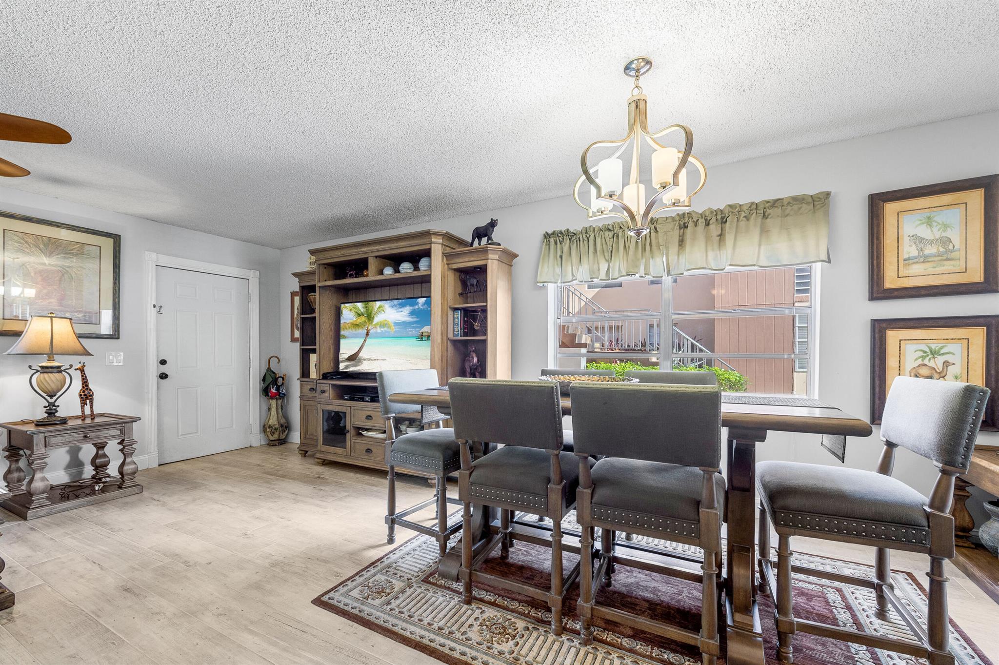 KINGS POINT BURGUNDY COND - Residential Lease