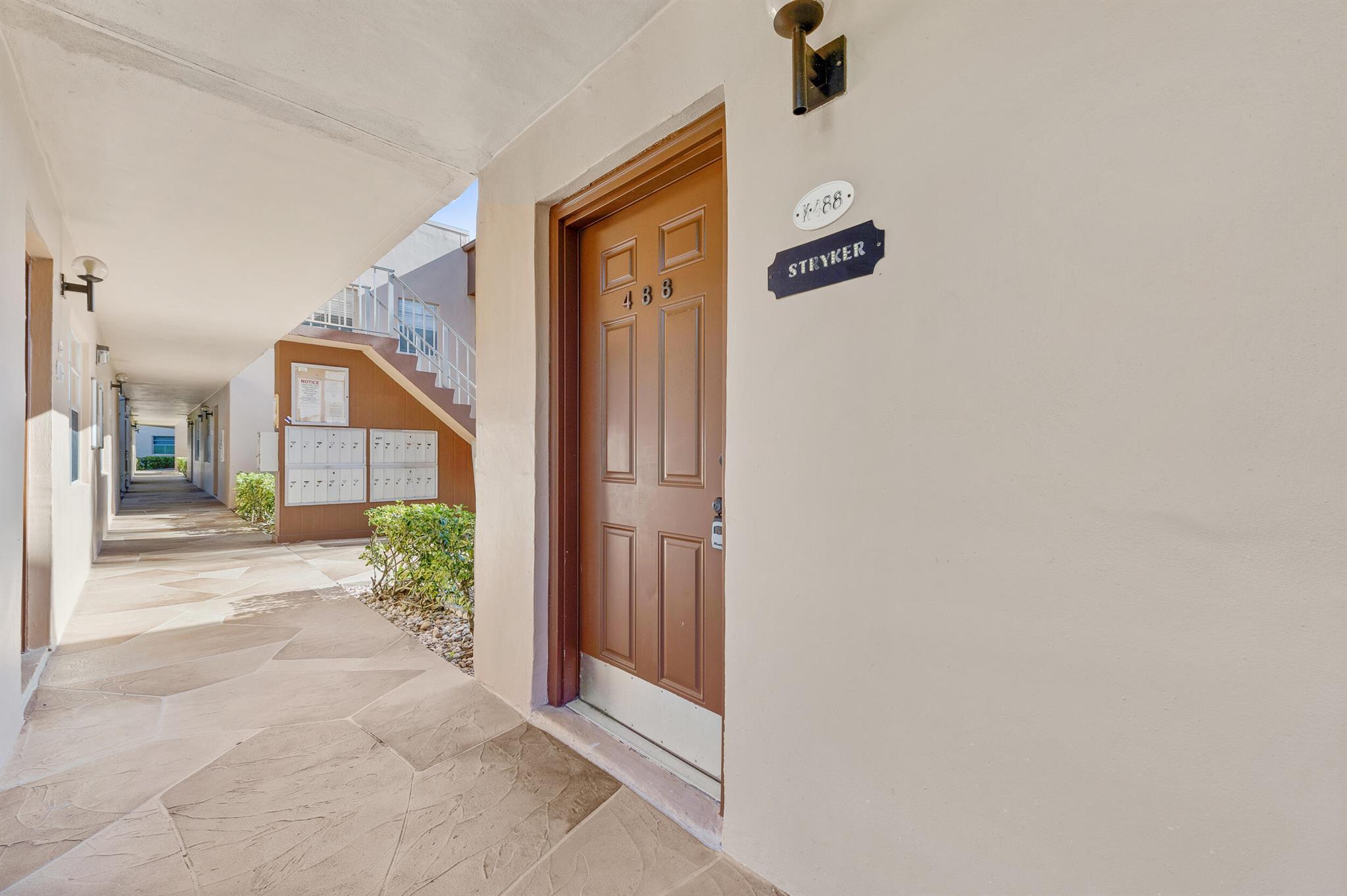 KINGS POINT BURGUNDY COND - Residential Lease