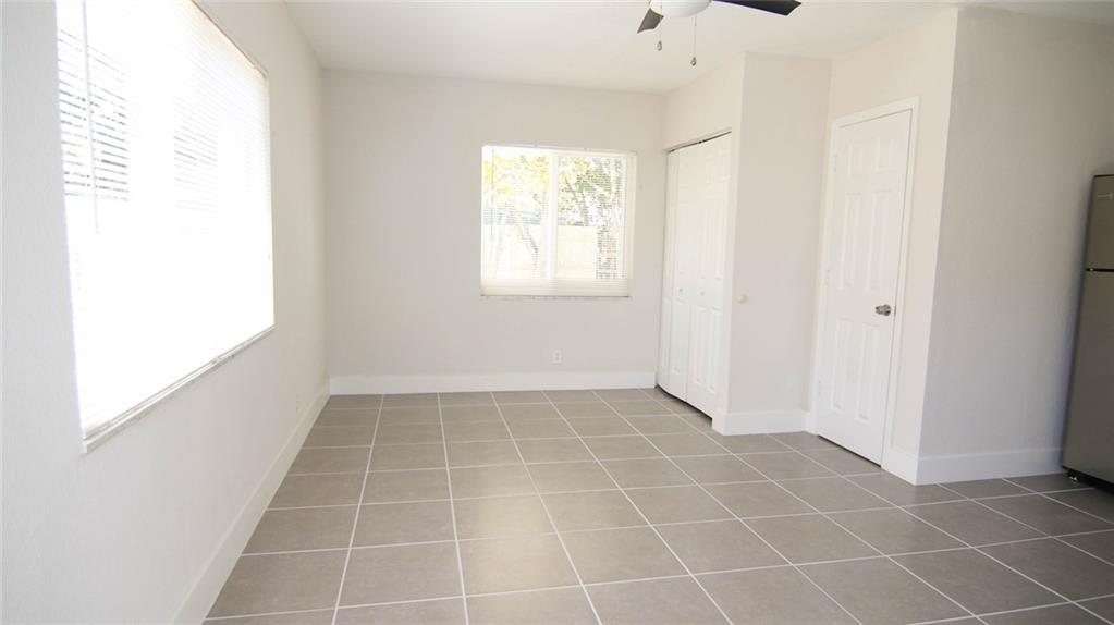 VICTORIA PARK - Residential Lease