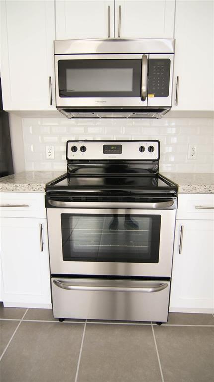 VICTORIA PARK - Residential Lease