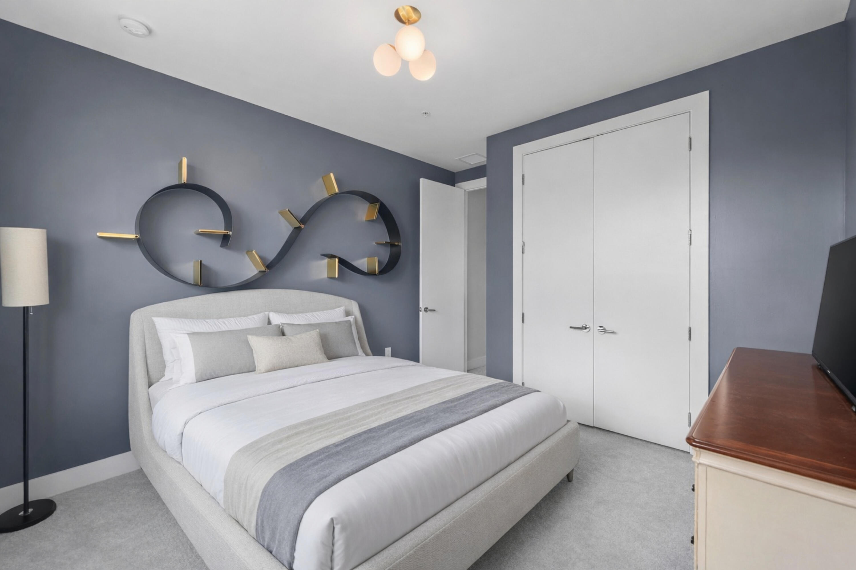 VILLAGE AT WILTON MANORS II - Residential Lease