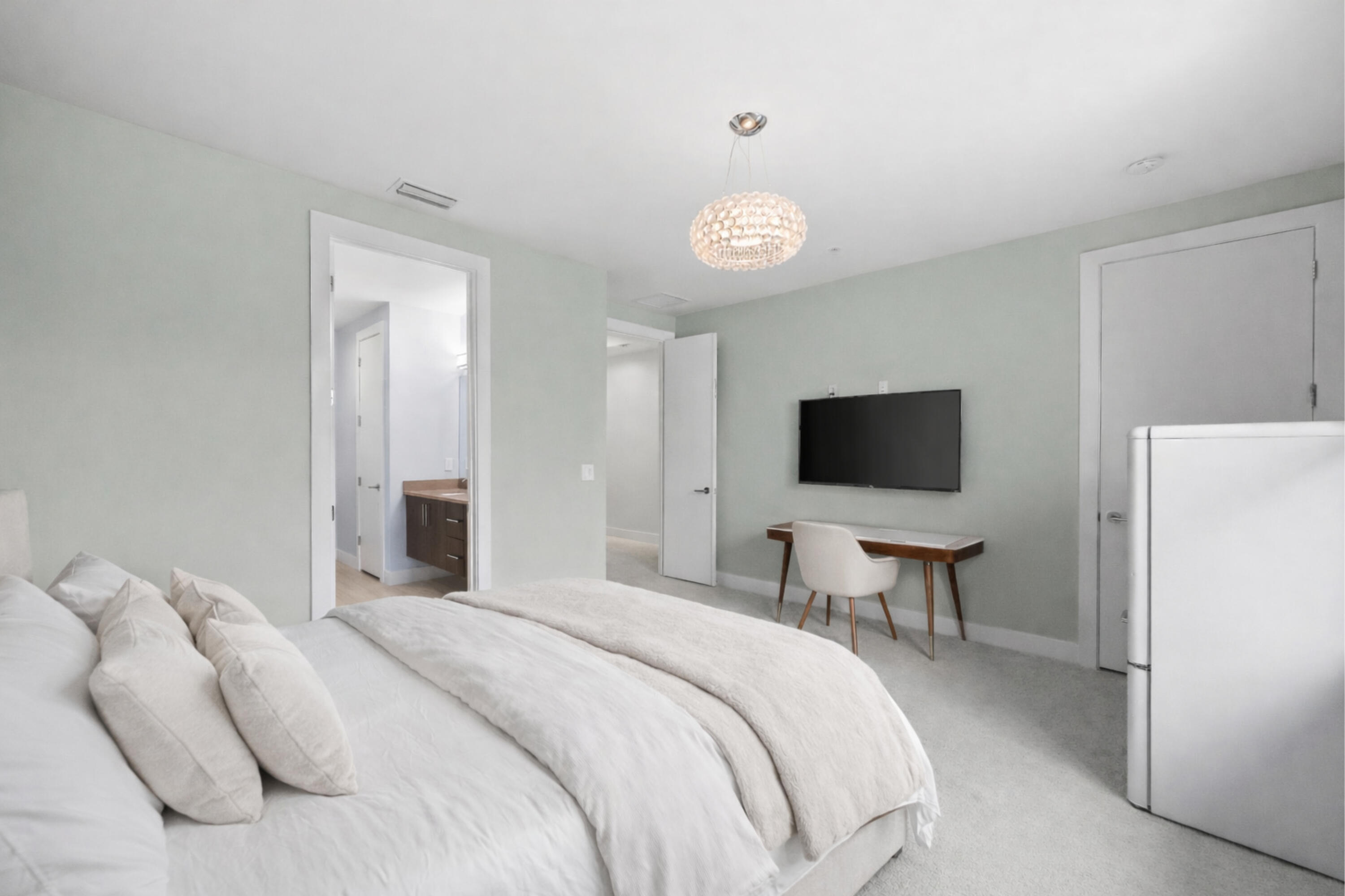 VILLAGE AT WILTON MANORS II - Residential Lease