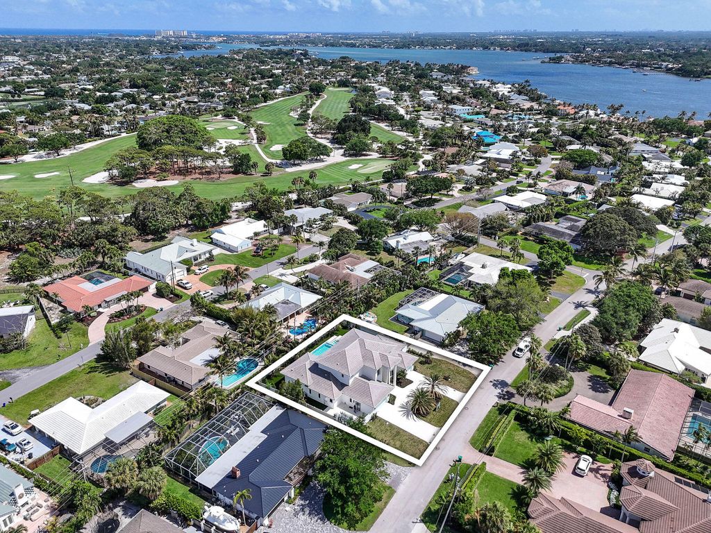 Photo of 192 River Drive, Jupiter, FL 33469 (MLS # B26011521)