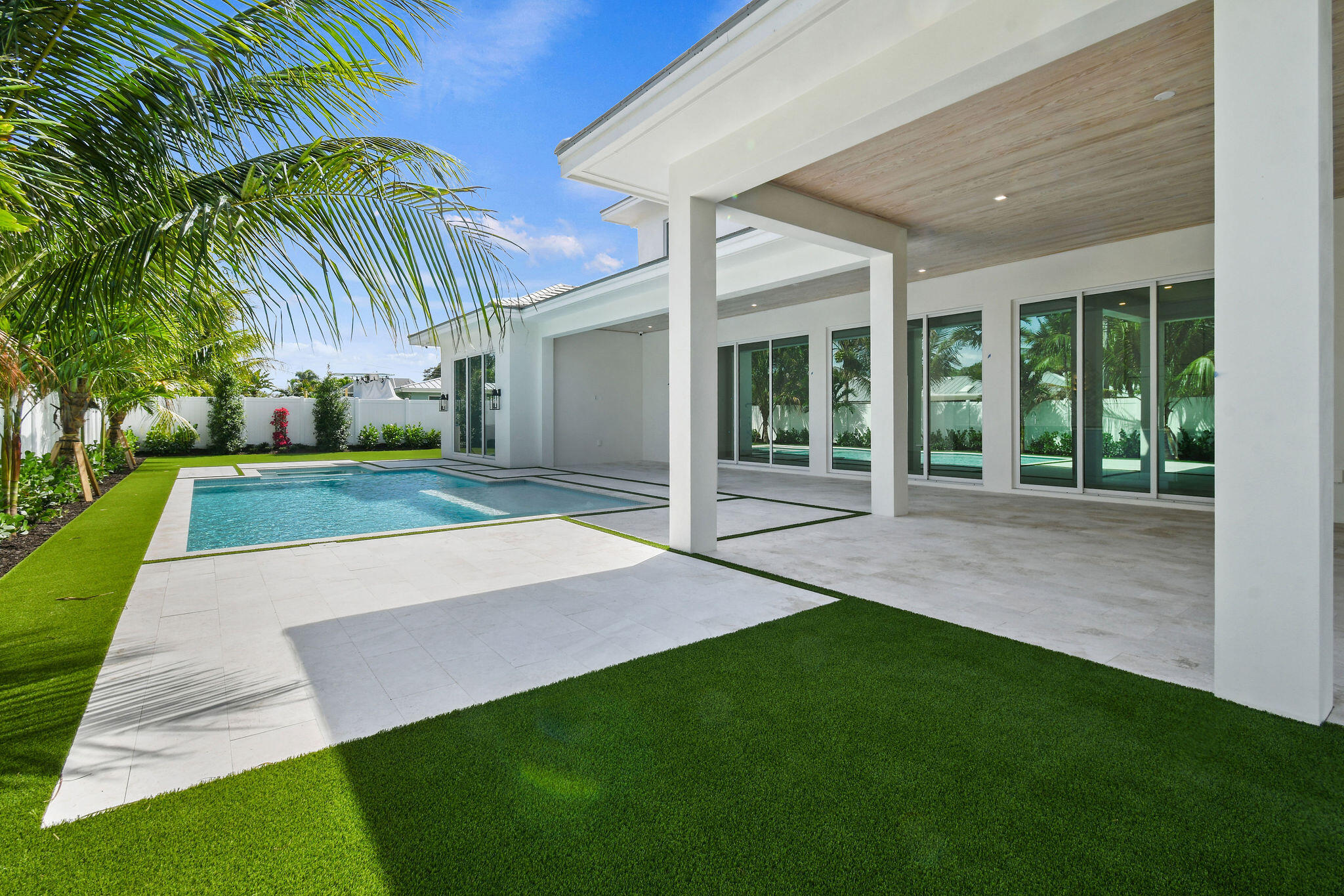 TEQUESTA - Residential