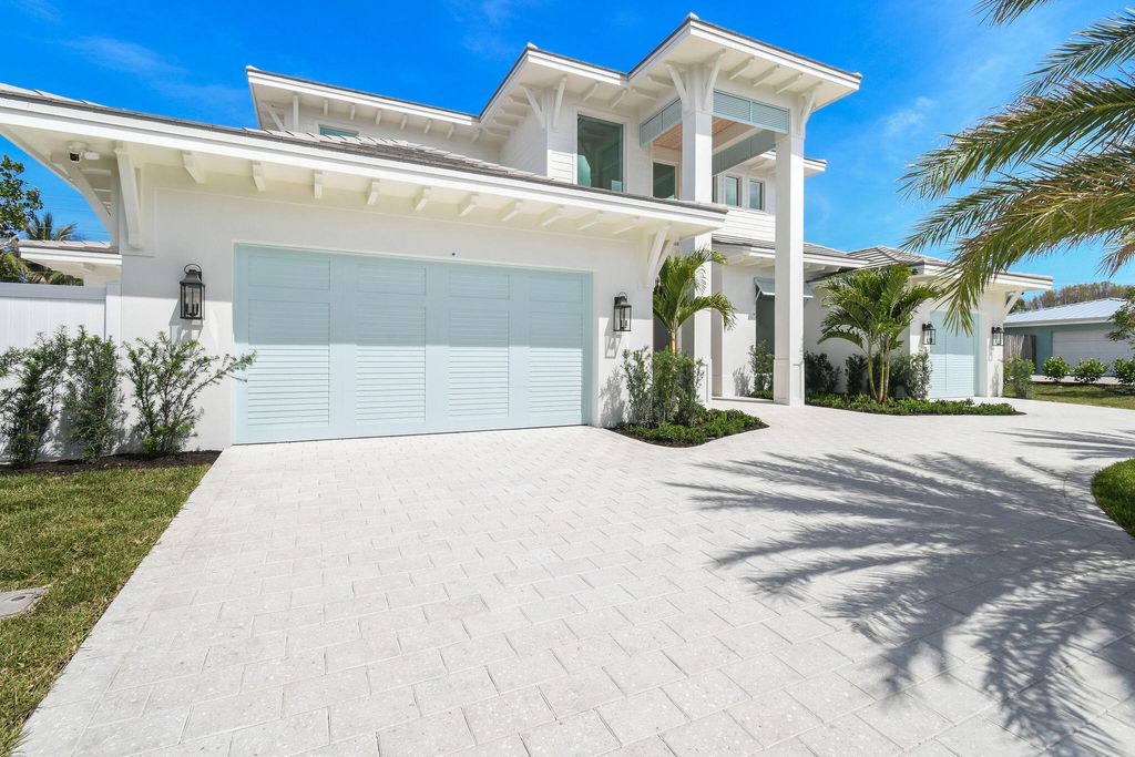 Photo of 192 River Drive, Jupiter, FL 33469 (MLS # B26011521)