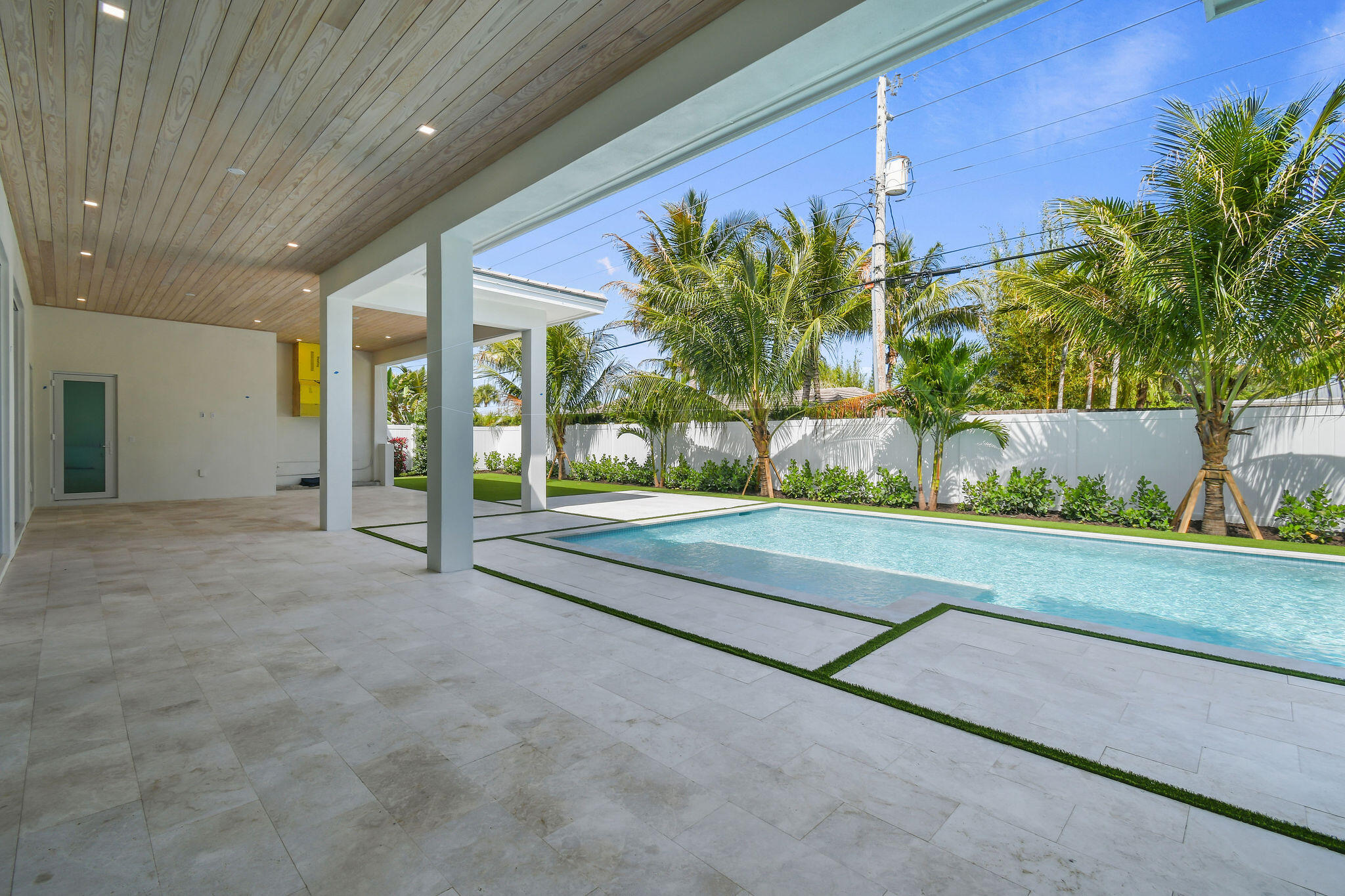 TEQUESTA - Residential