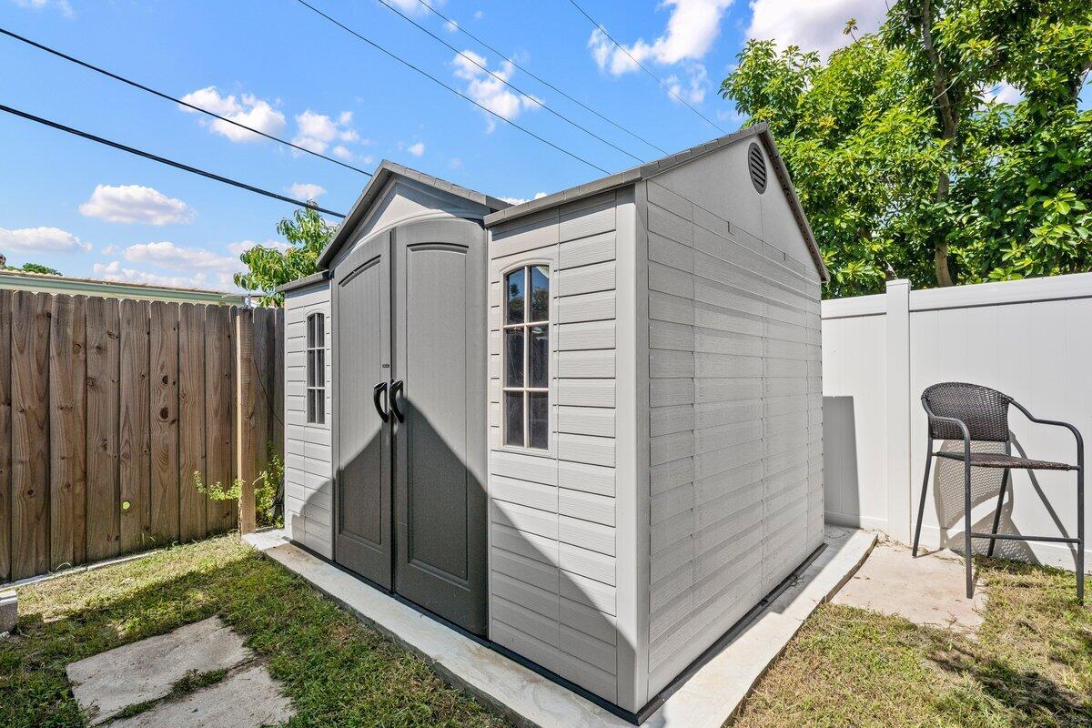 RO-LEN ACRES 2ND ADD - Residential