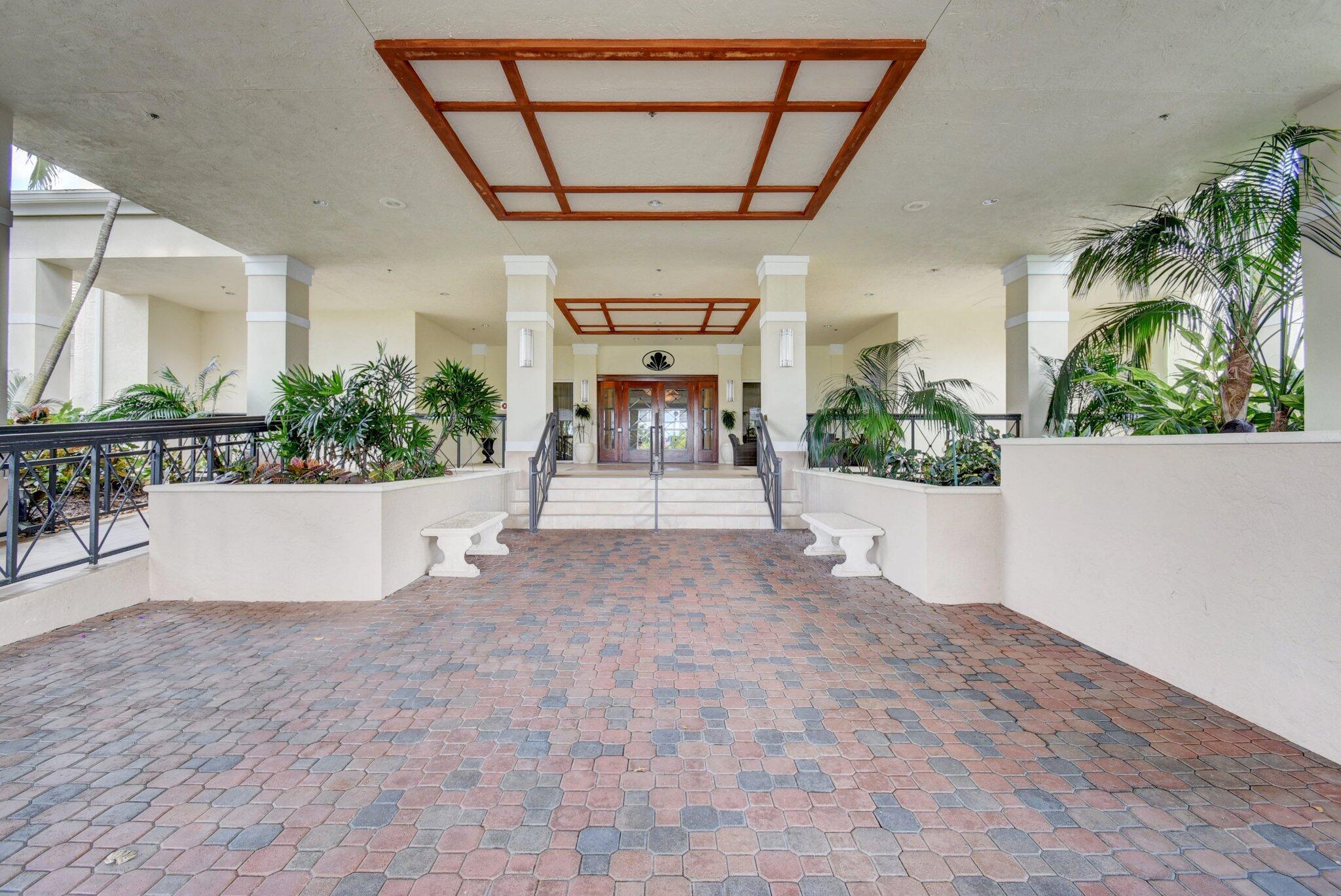 VILLAS OF MONTEREY AT INDIAN SPRING - Residential Lease