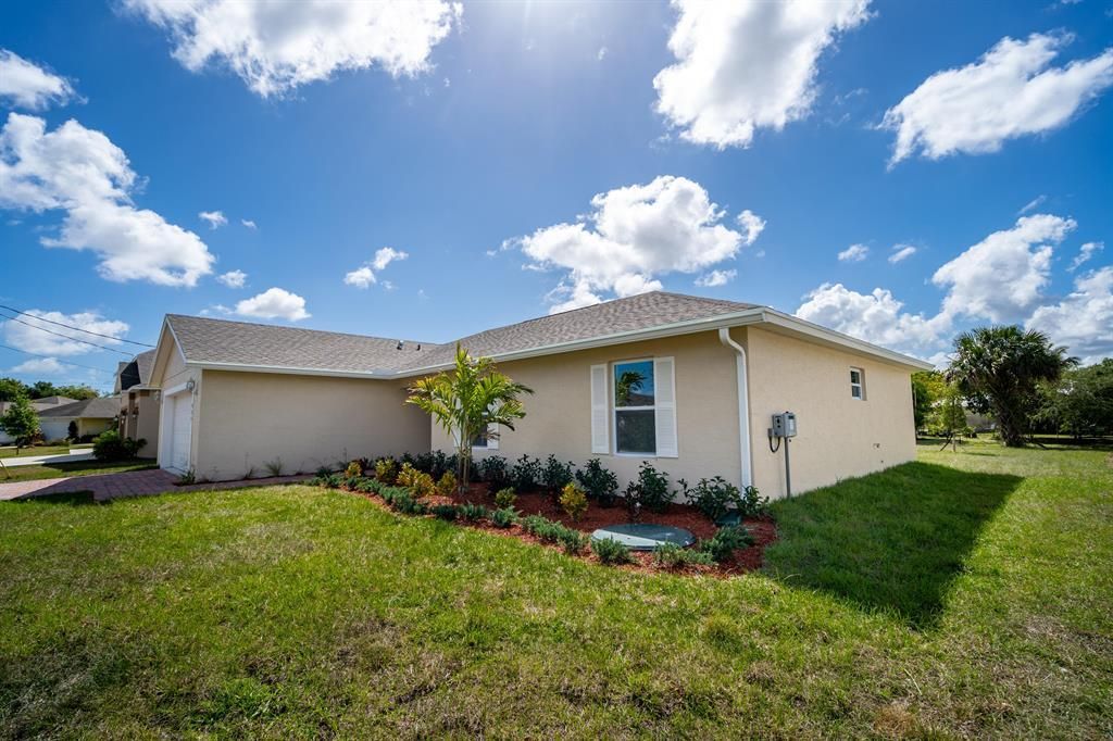 Photo of 986 SW Romaine Lane, Port Saint Lucie, FL 34953 (MLS # B26012582)