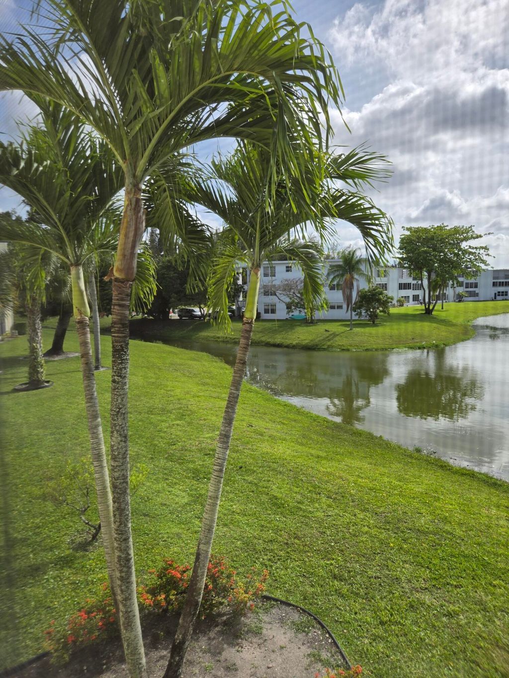 Photo of 208 Wellington E #208, West Palm Beach, FL 33417 (MLS # B26025106)