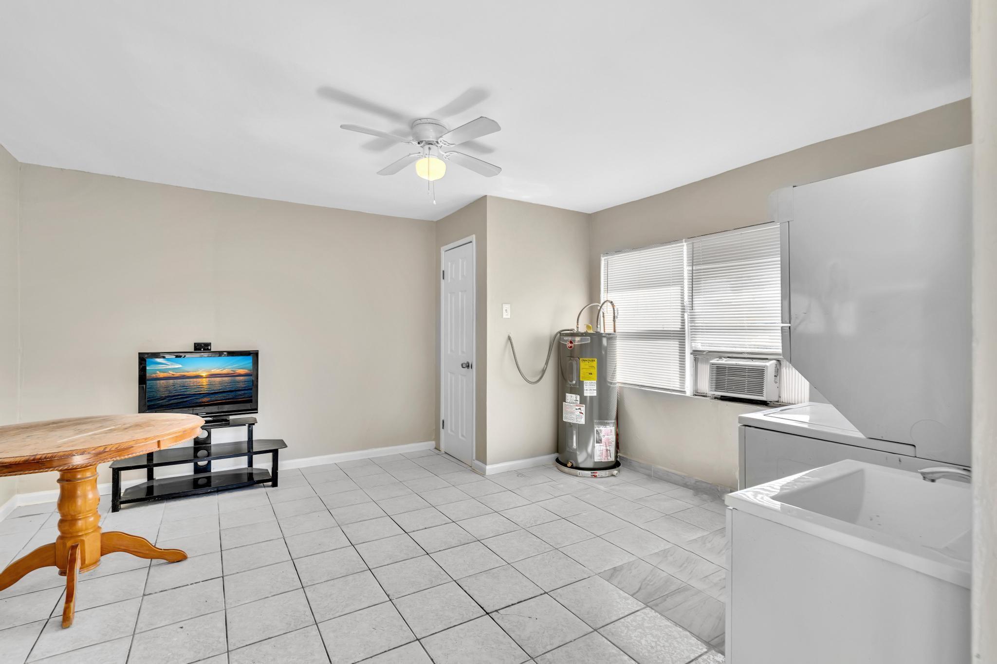 Flamingo Village 44-39 B - Residential Lease