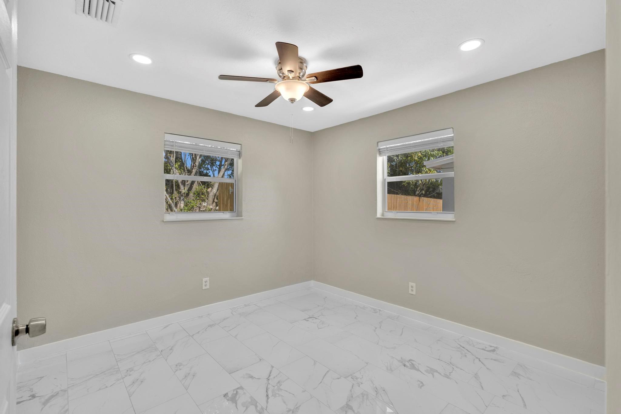 Flamingo Village 44-39 B - Residential Lease