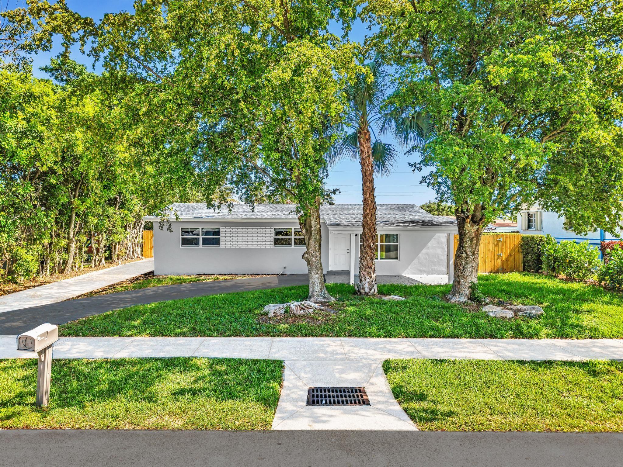 Flamingo Village 44-39 B - Residential Lease