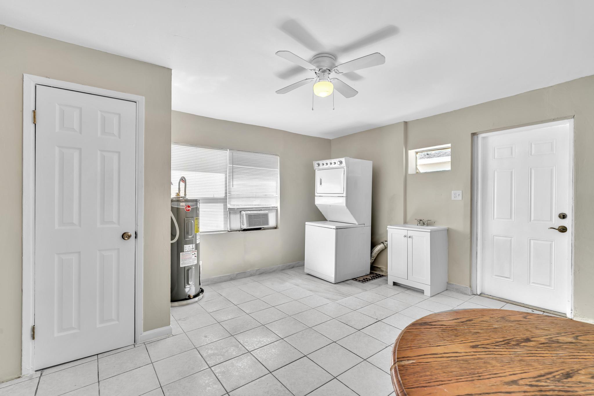 Flamingo Village 44-39 B - Residential Lease