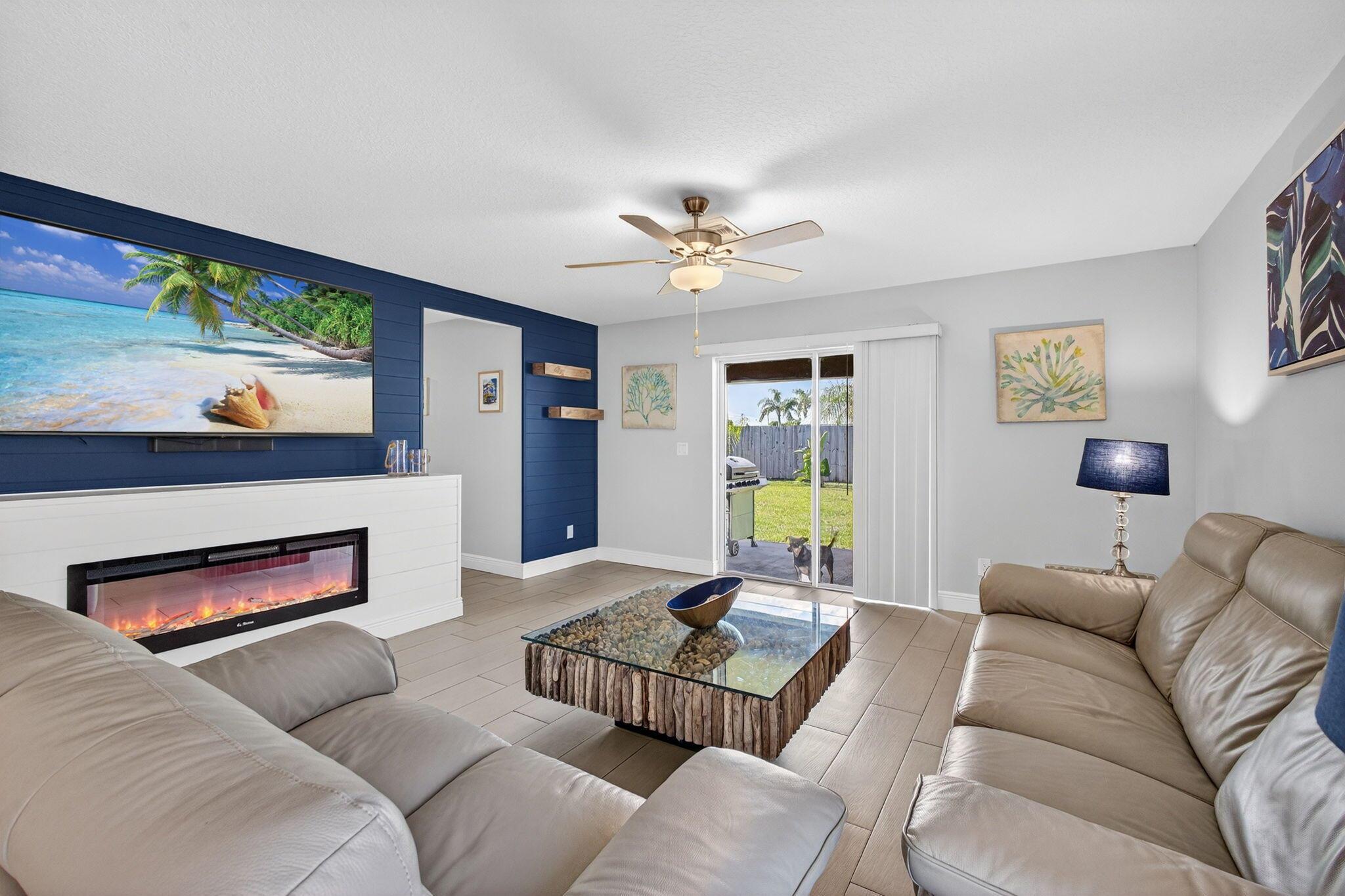 PORT ST LUCIE SECTION 6 - Residential