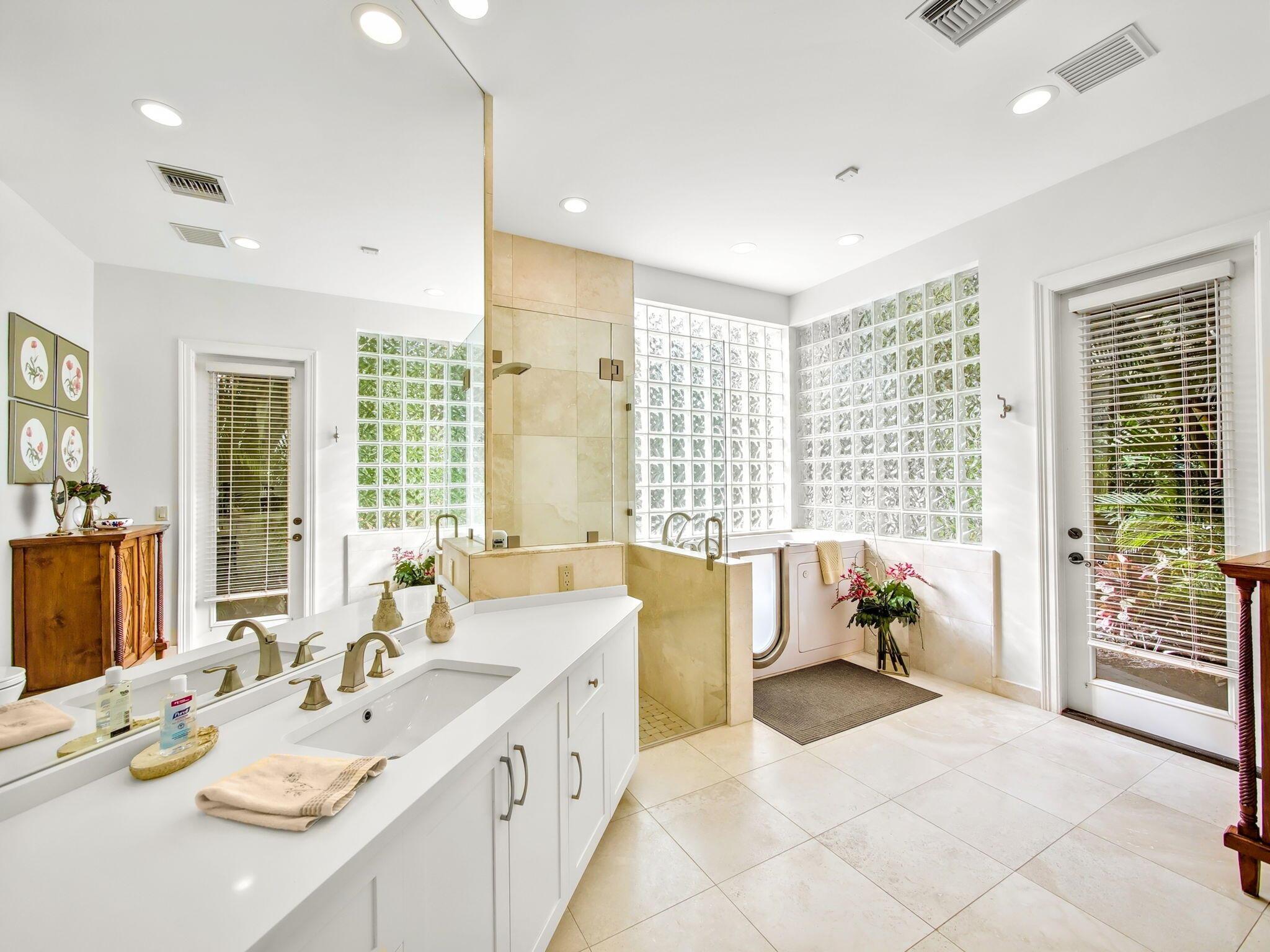 BALLENISLES - Residential