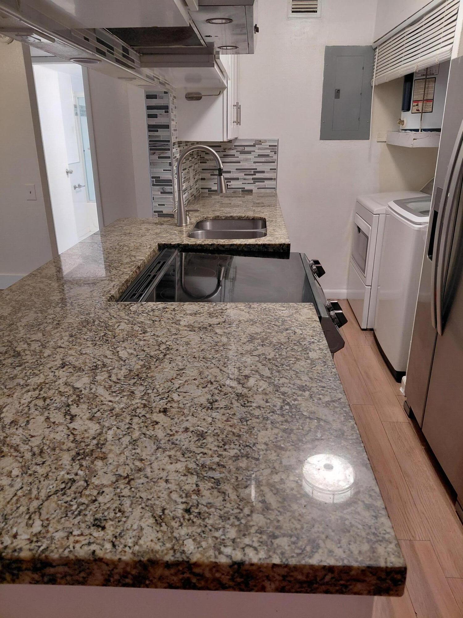ARBOR KEYS CONDO - Residential