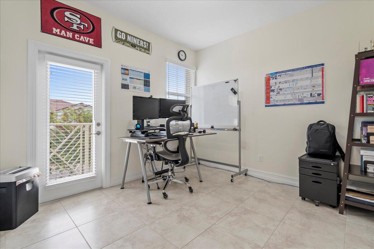 PARK CENTRAL AT CYPRESS KEY - Residential