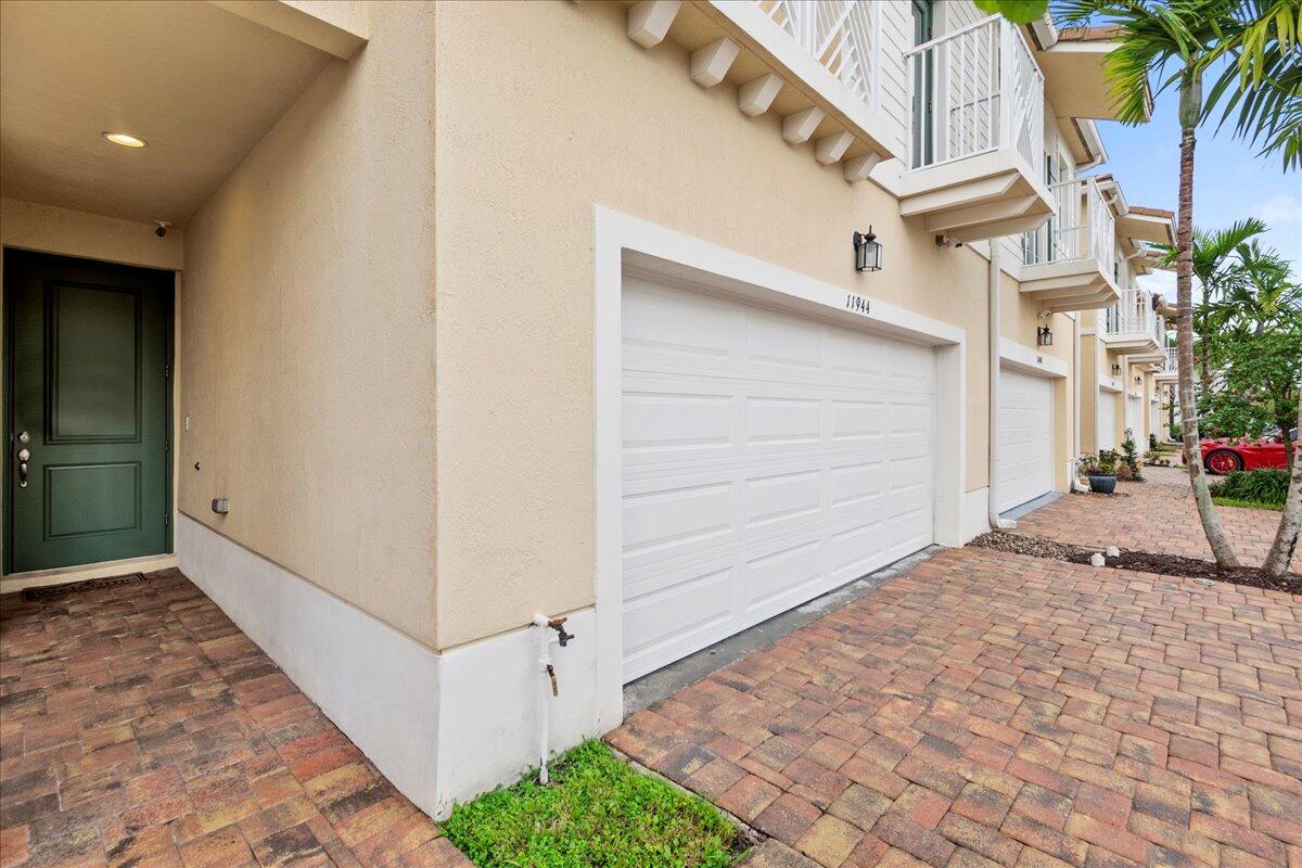 PARK CENTRAL AT CYPRESS KEY - Residential