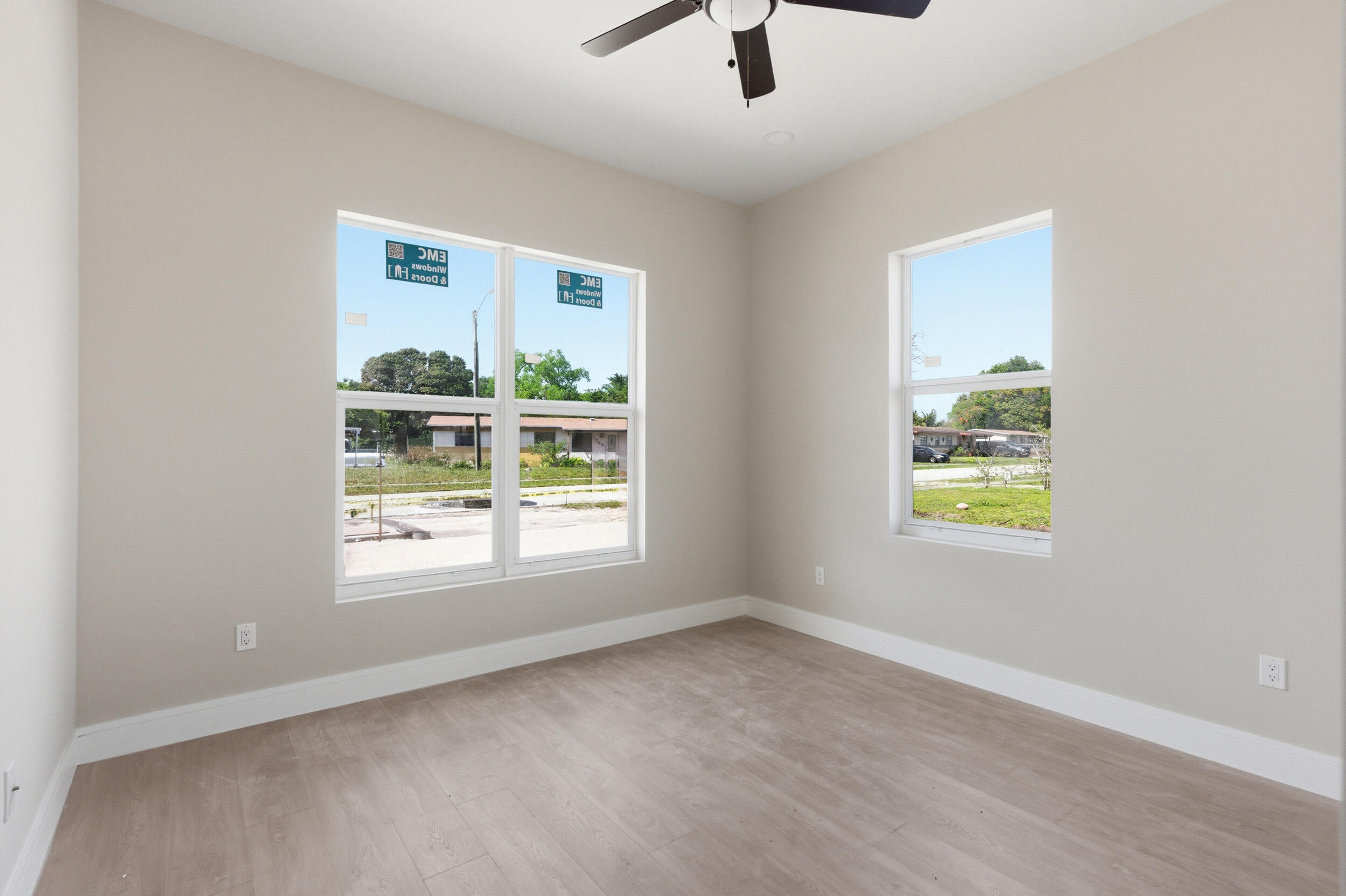 LAUDERDALE MANORS AMD PLAT - Residential