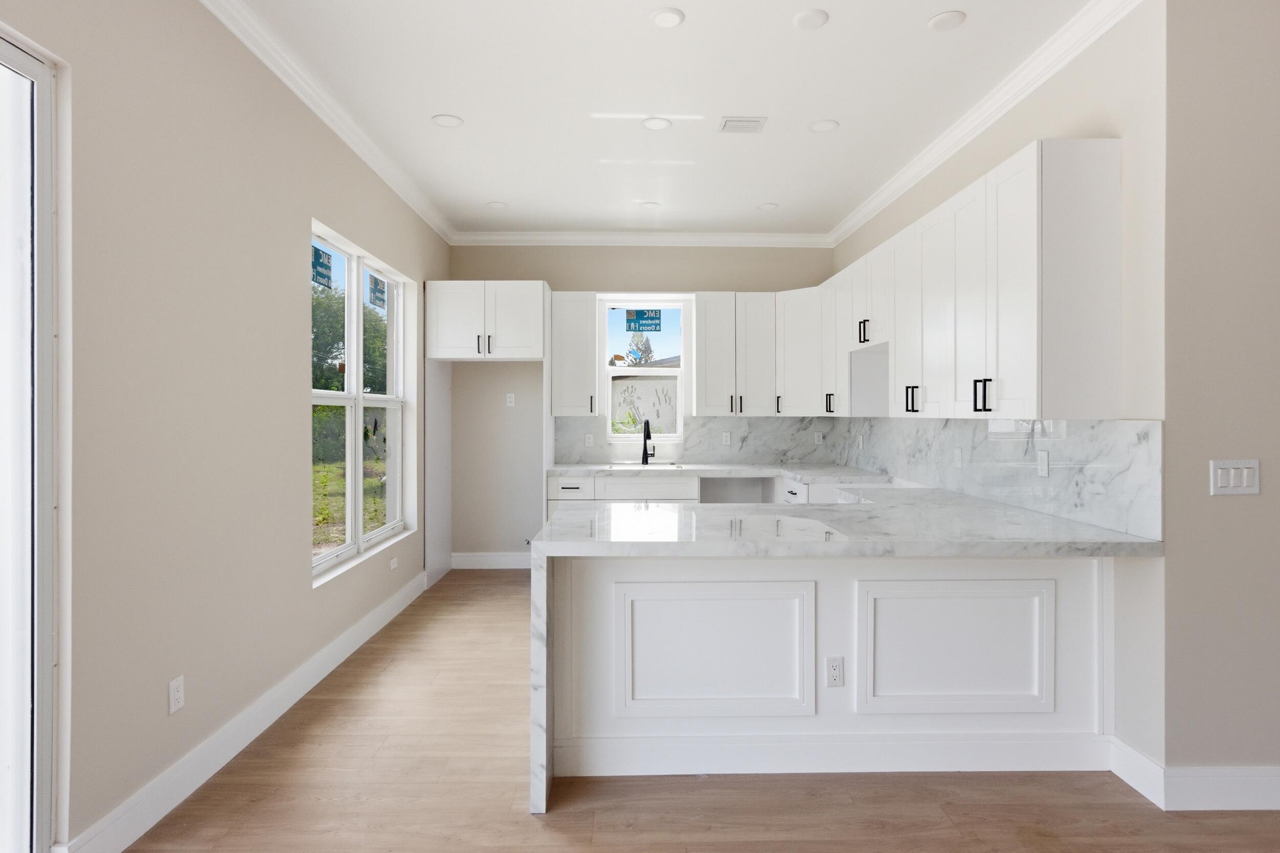 LAUDERDALE MANORS AMD PLAT - Residential