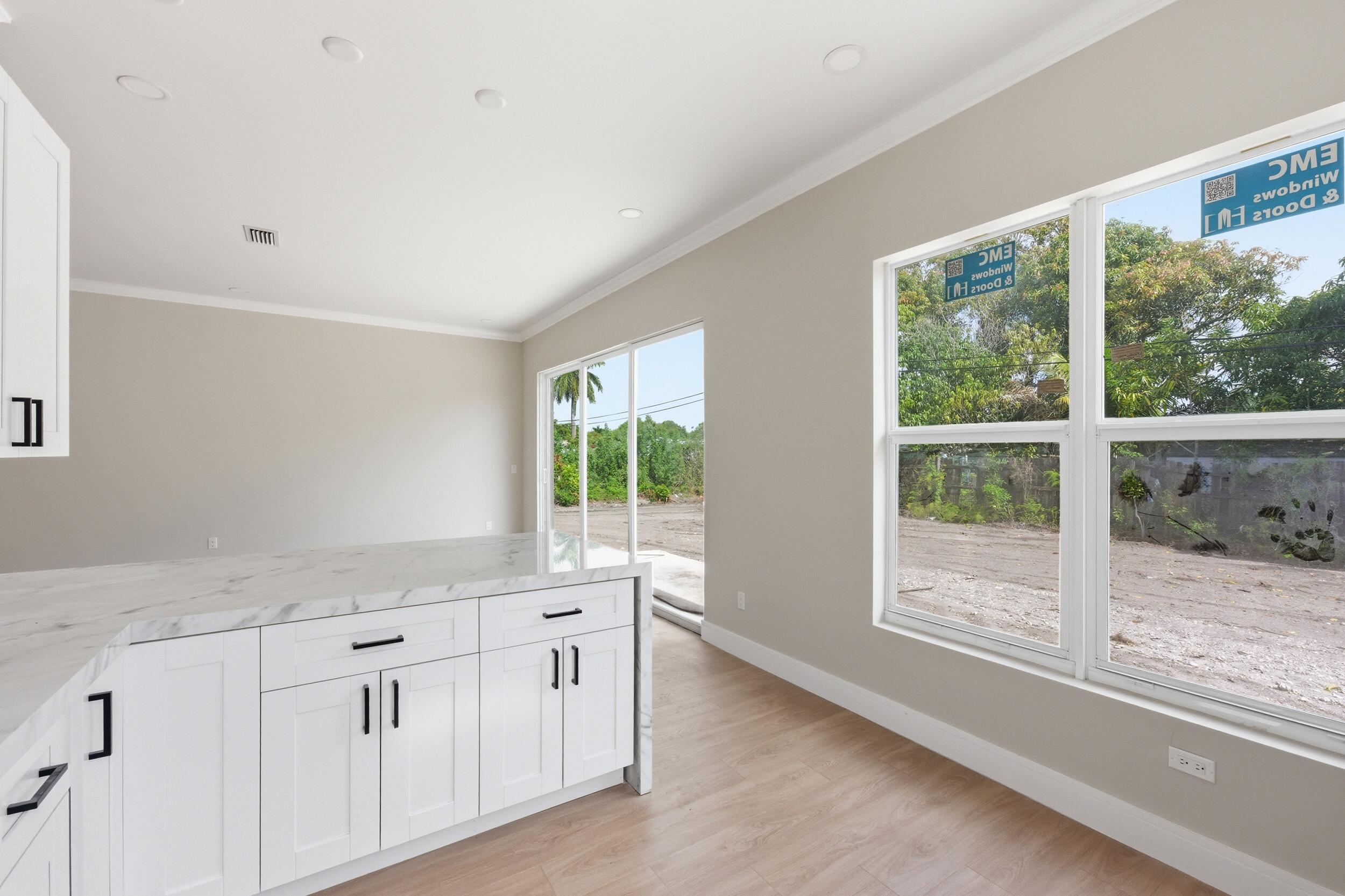 LAUDERDALE MANORS AMD PLAT - Residential