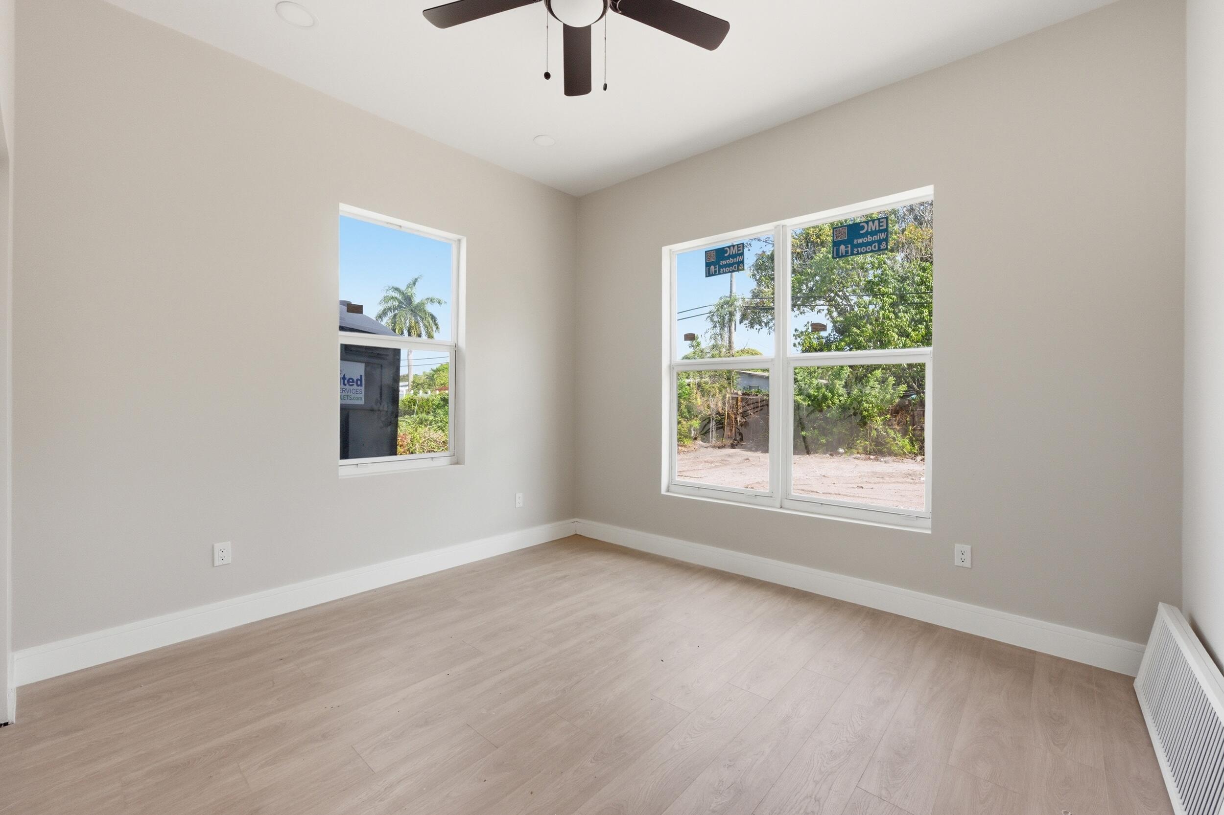 LAUDERDALE MANORS AMD PLAT - Residential