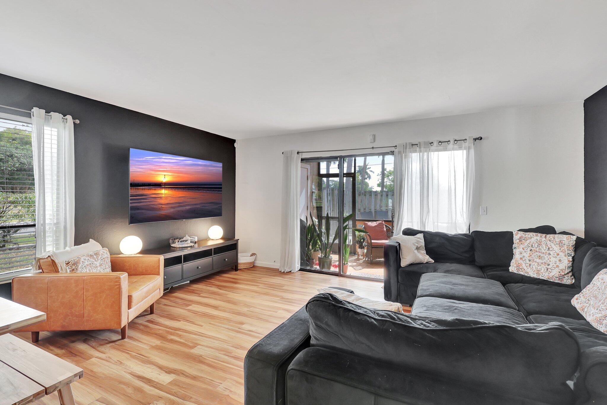 SOCIETY HILL CANNONGATE - Residential