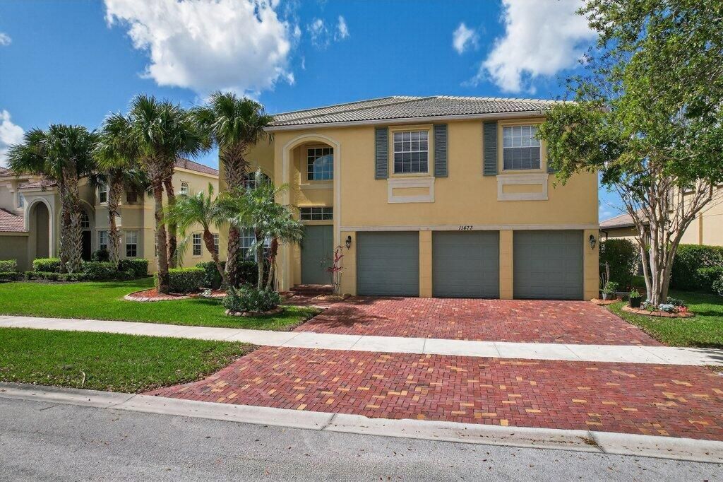 Photo of 11473 SW Fieldstone Way, Port Saint Lucie, FL 34987 (MLS # B26007226)