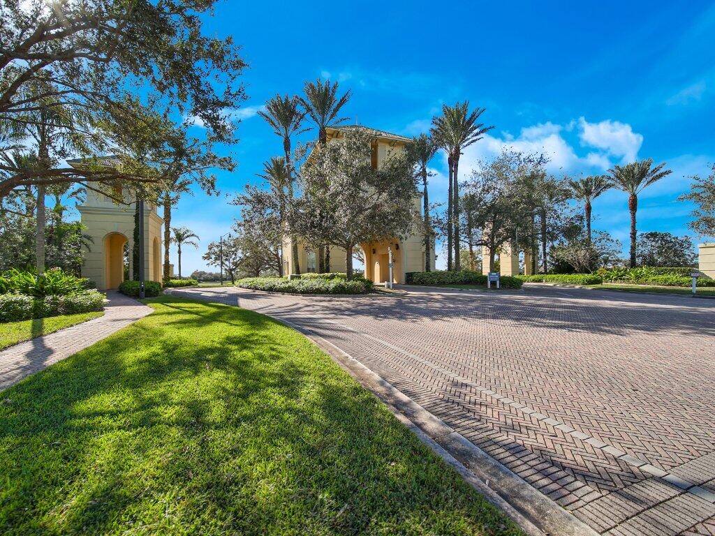 Townpark Fieldstone Village - Residential