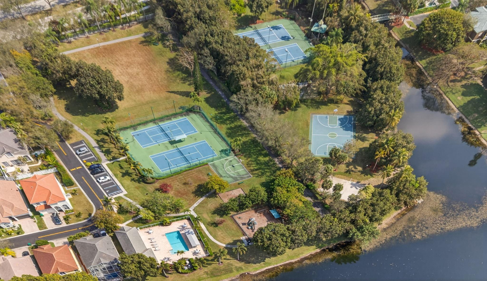 LAKEVIEW DRIVE SUBDIVISION - Residential