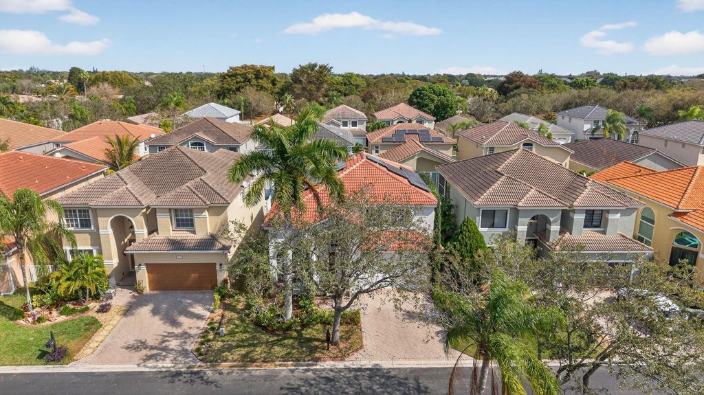 Photo of 1055 NW 117th Avenue, Coral Springs, FL 33071 (MLS # B26019229)