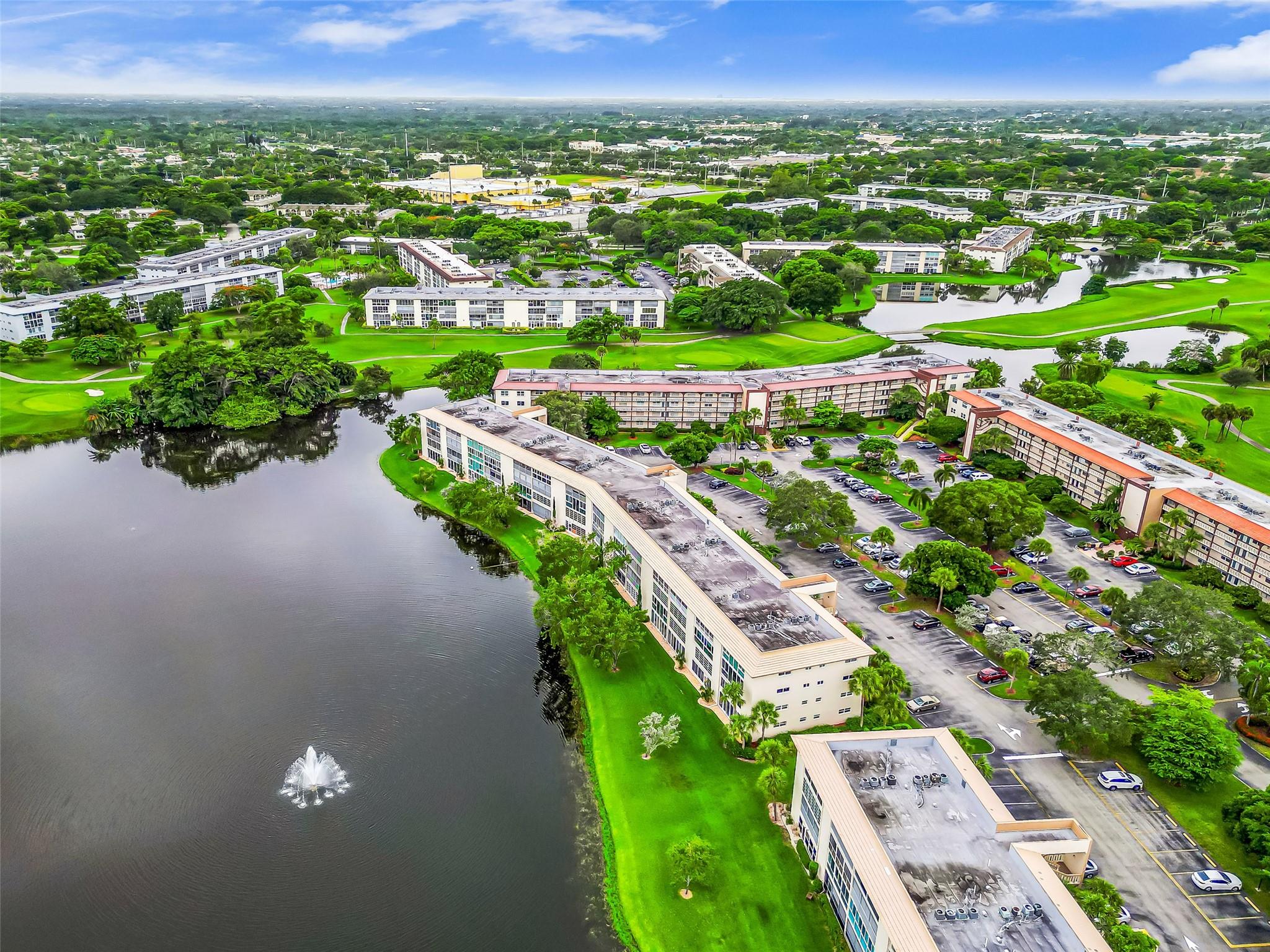 WYNMOOR VILLAGE - Residential