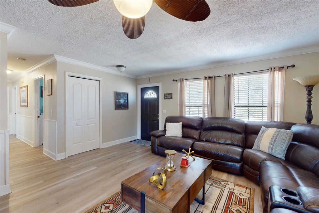 Photo of 7105 Coquina Avenue, Fort Pierce, FL 34951 (MLS # F10555295)