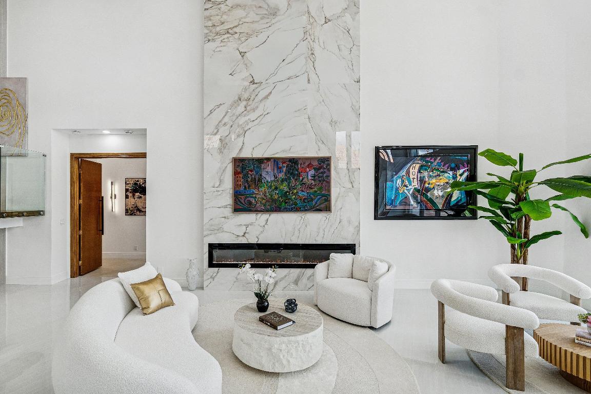 MANCHESTER / POLO CLUB - Residential