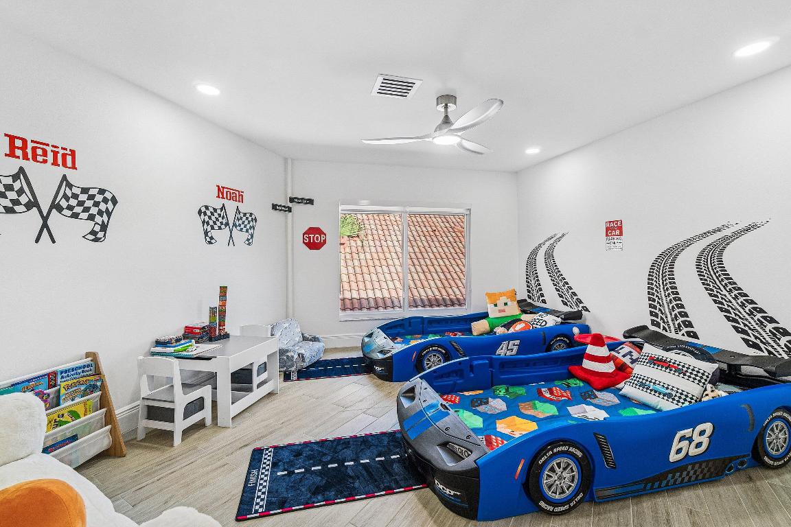 MANCHESTER / POLO CLUB - Residential