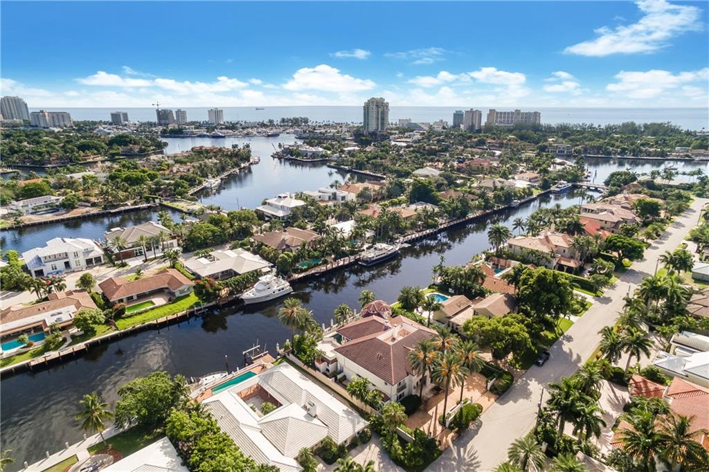 Del Lago Isle 42-2 B - Residential